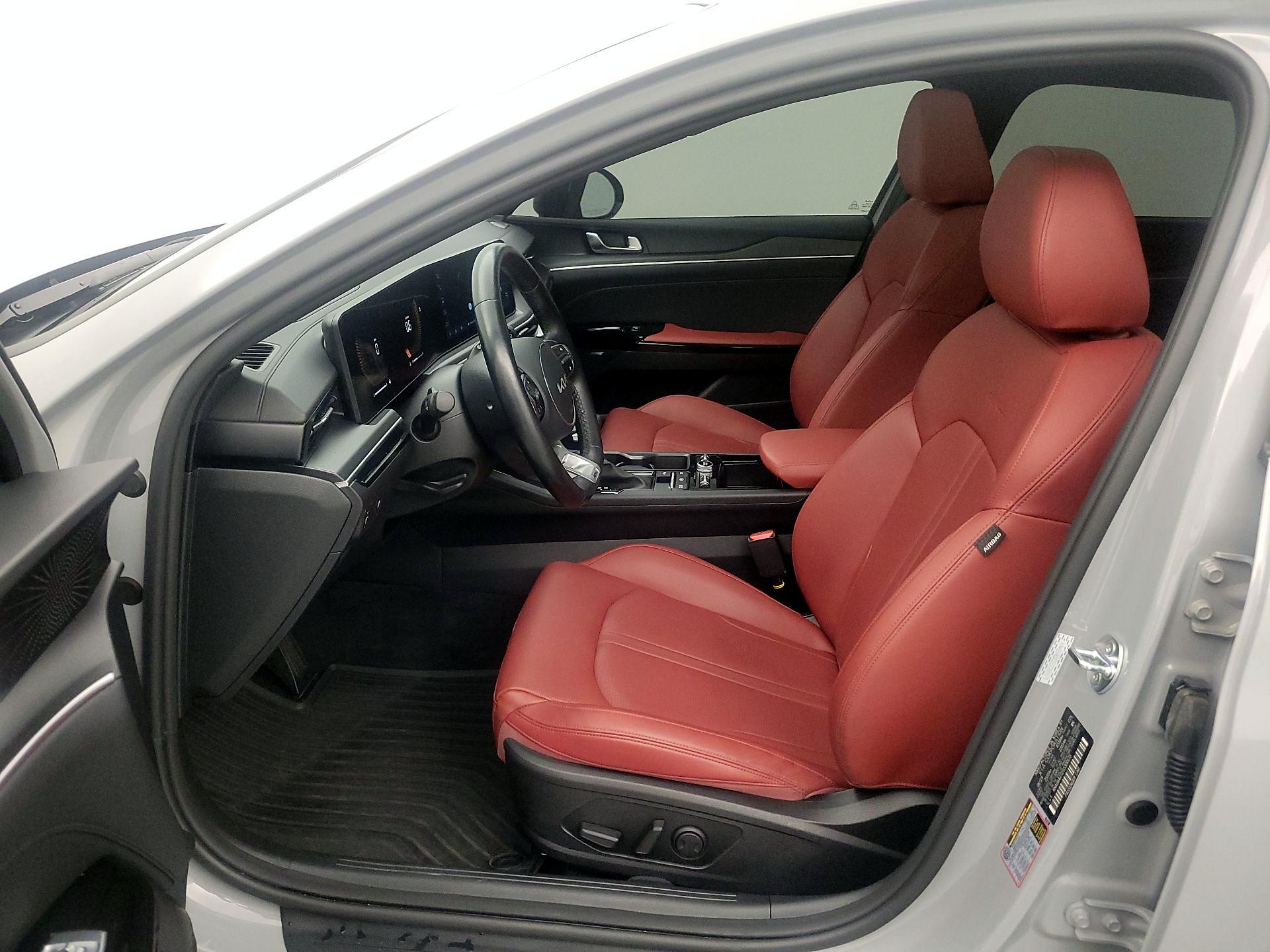 Thumbnail: 2025 Kia K5 - 11