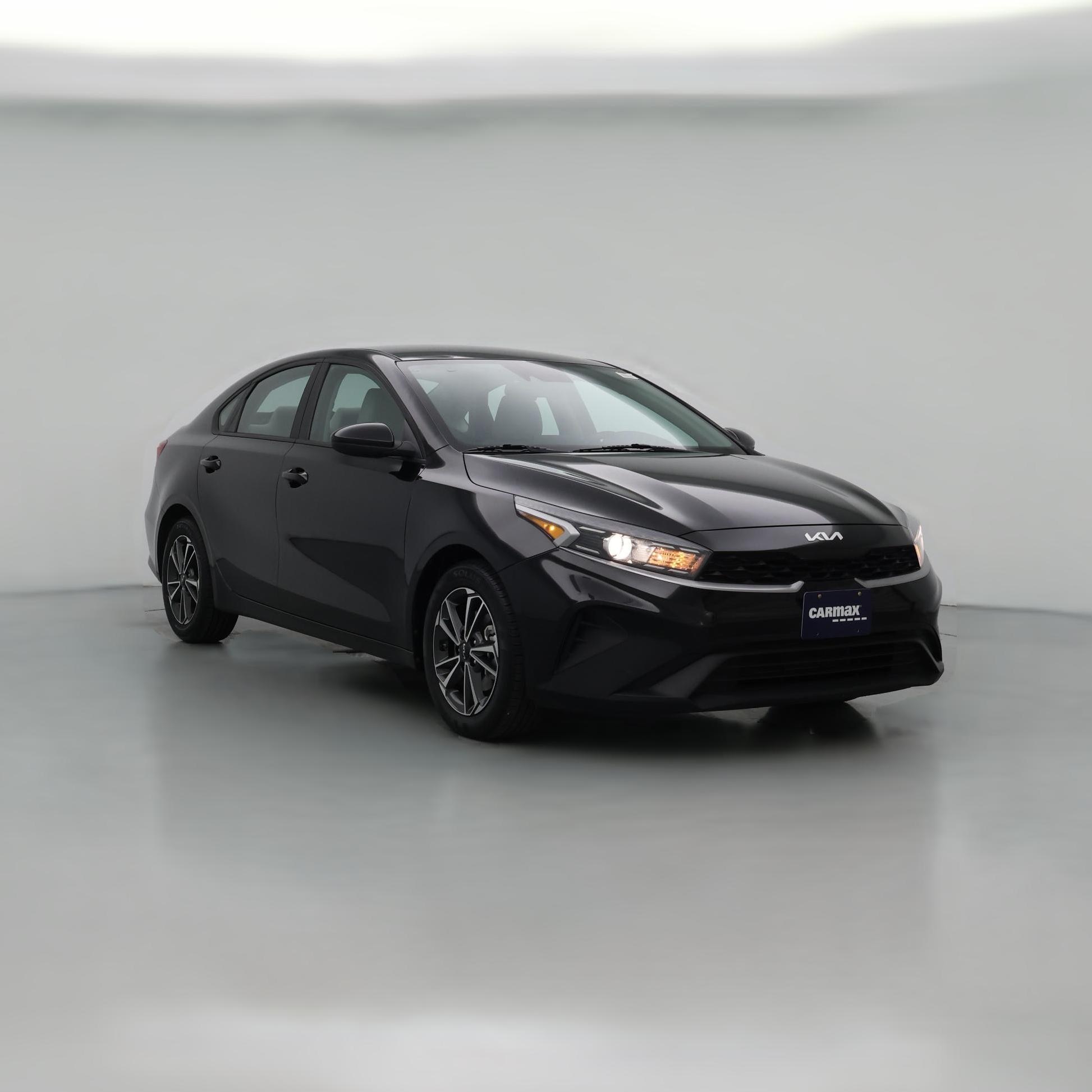 Thumbnail: 2022 Kia Forte - 1