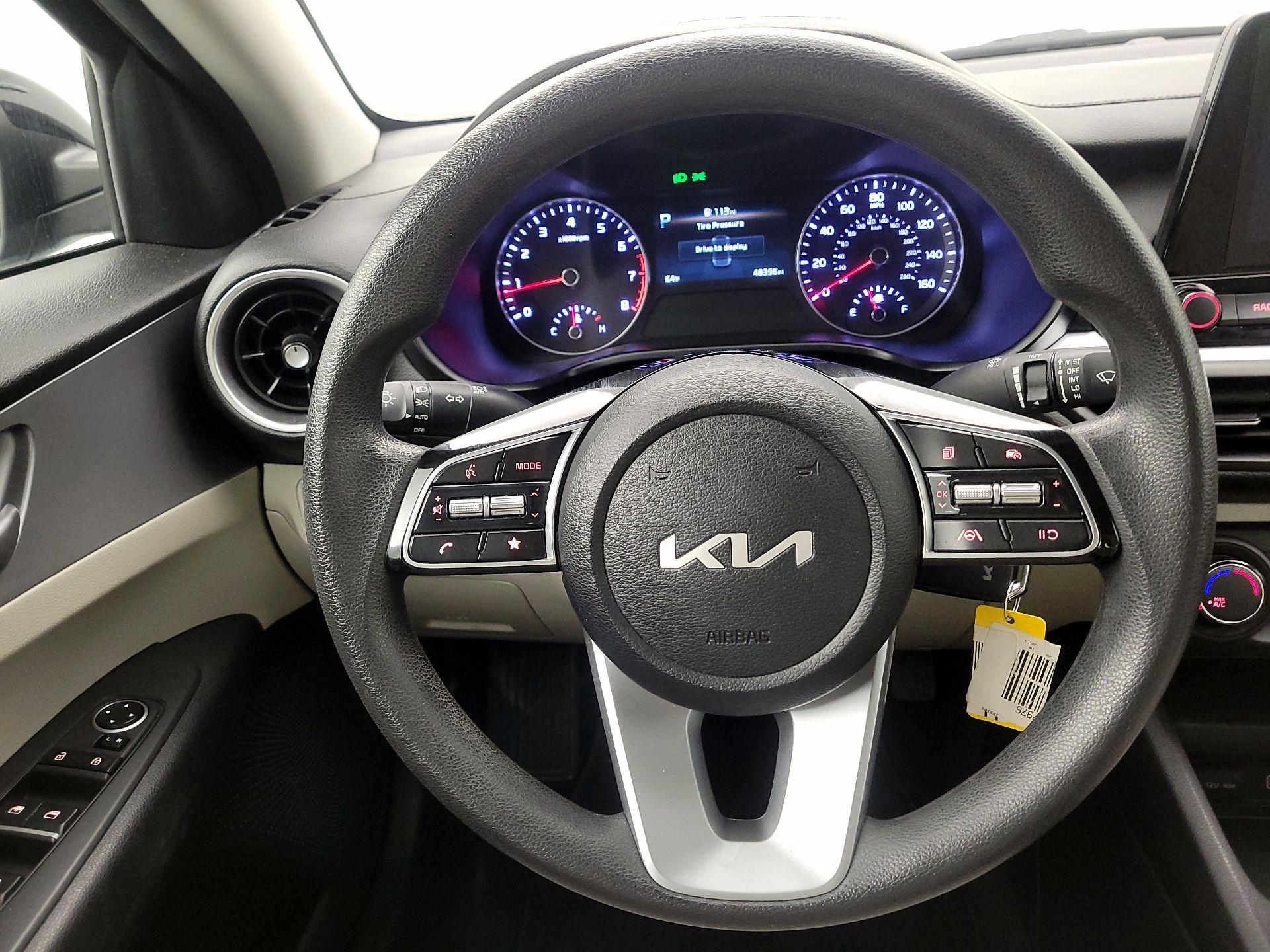 Thumbnail: 2022 Kia Forte - 10