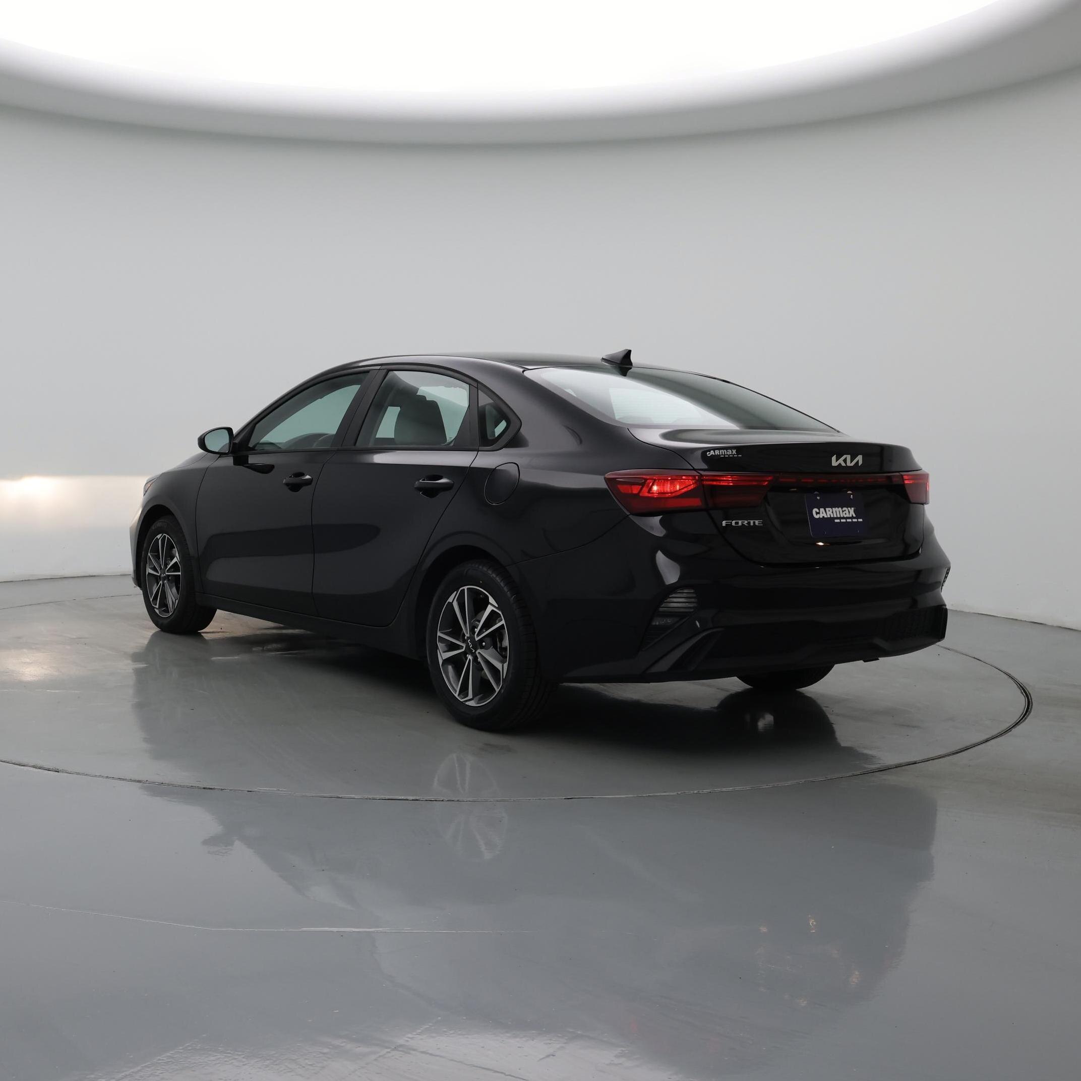 Thumbnail: 2022 Kia Forte - 2