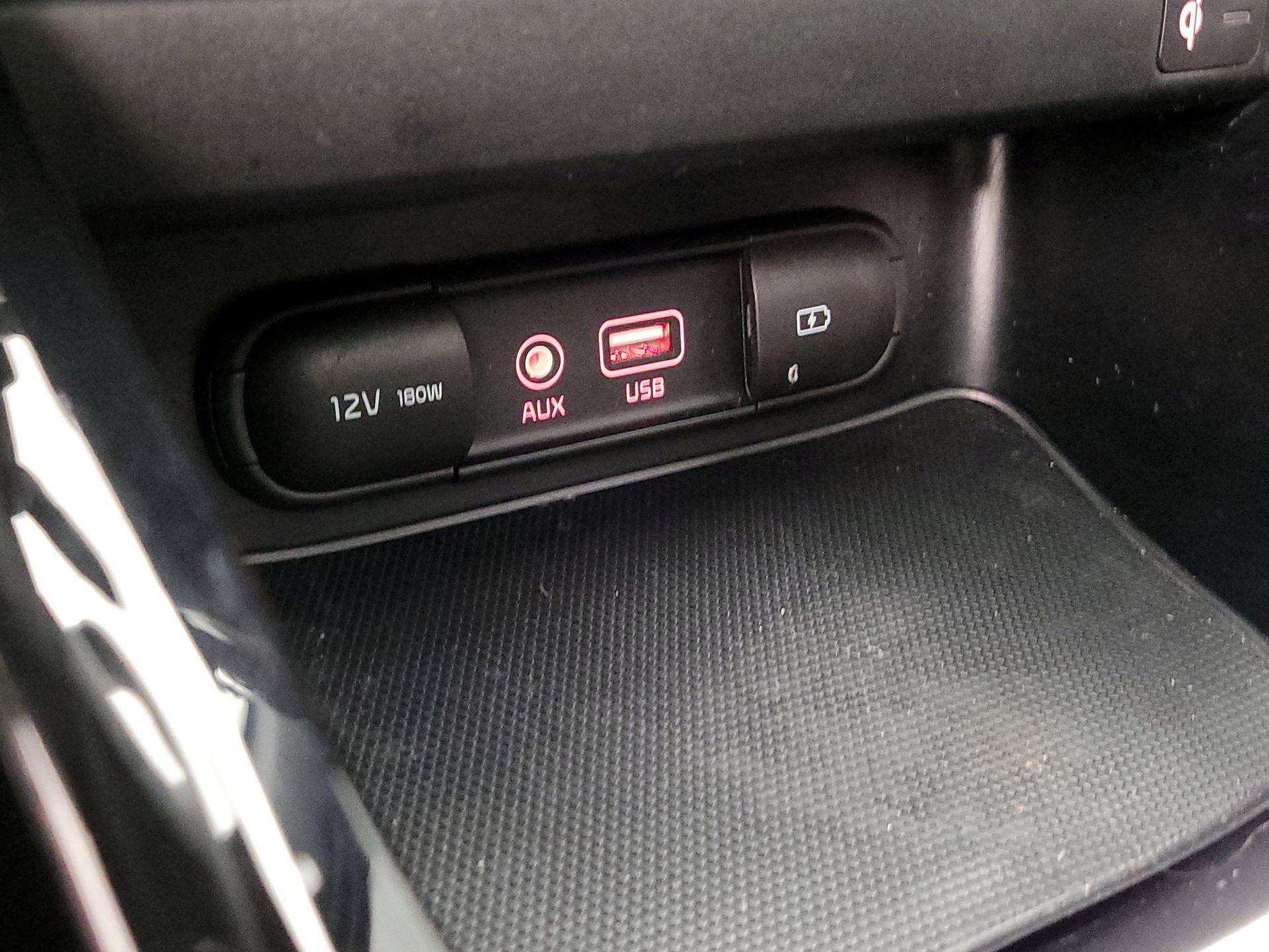 Thumbnail: 2020 Kia Forte - 19