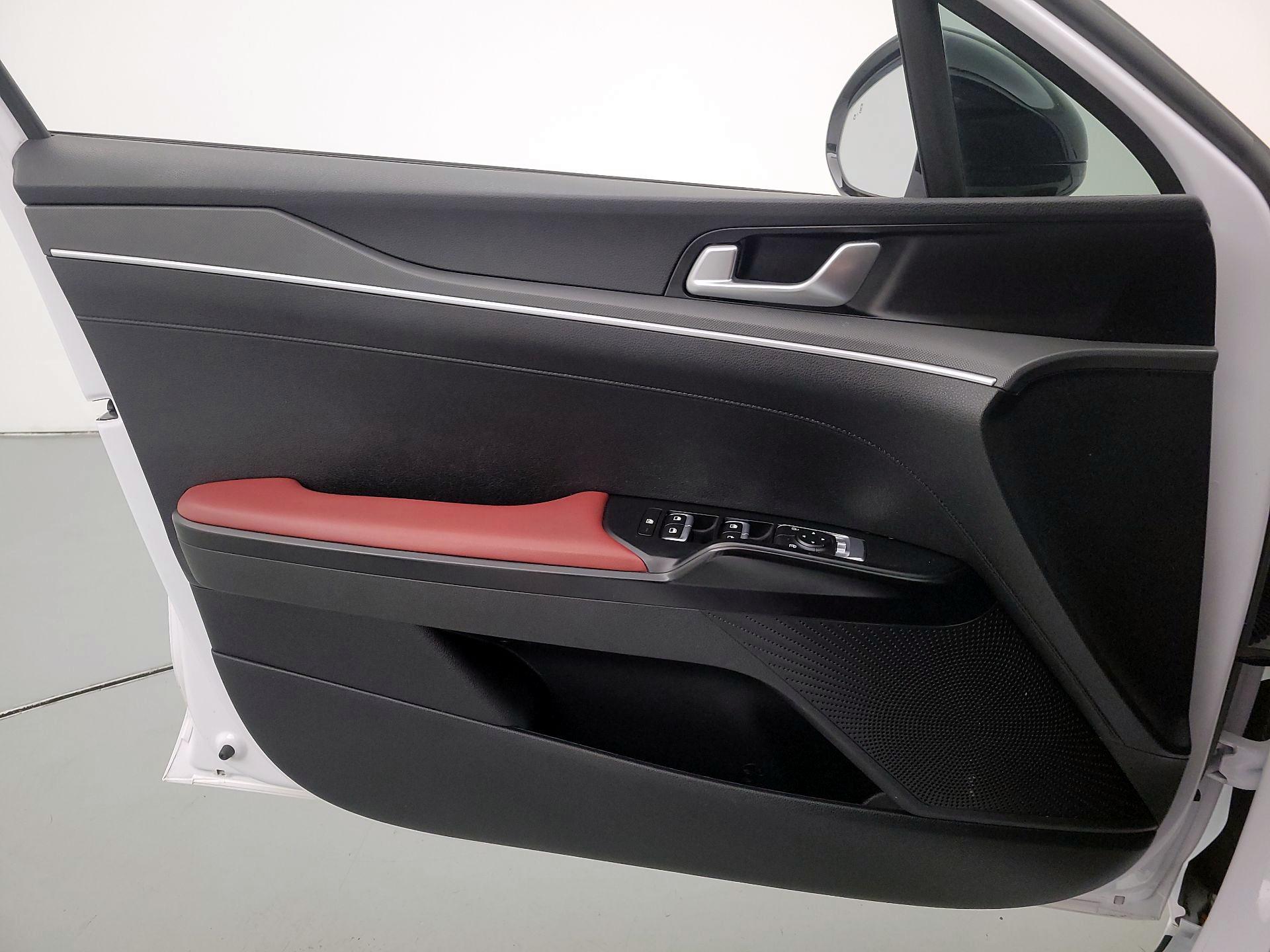 Thumbnail: 2022 Kia K5 - 12