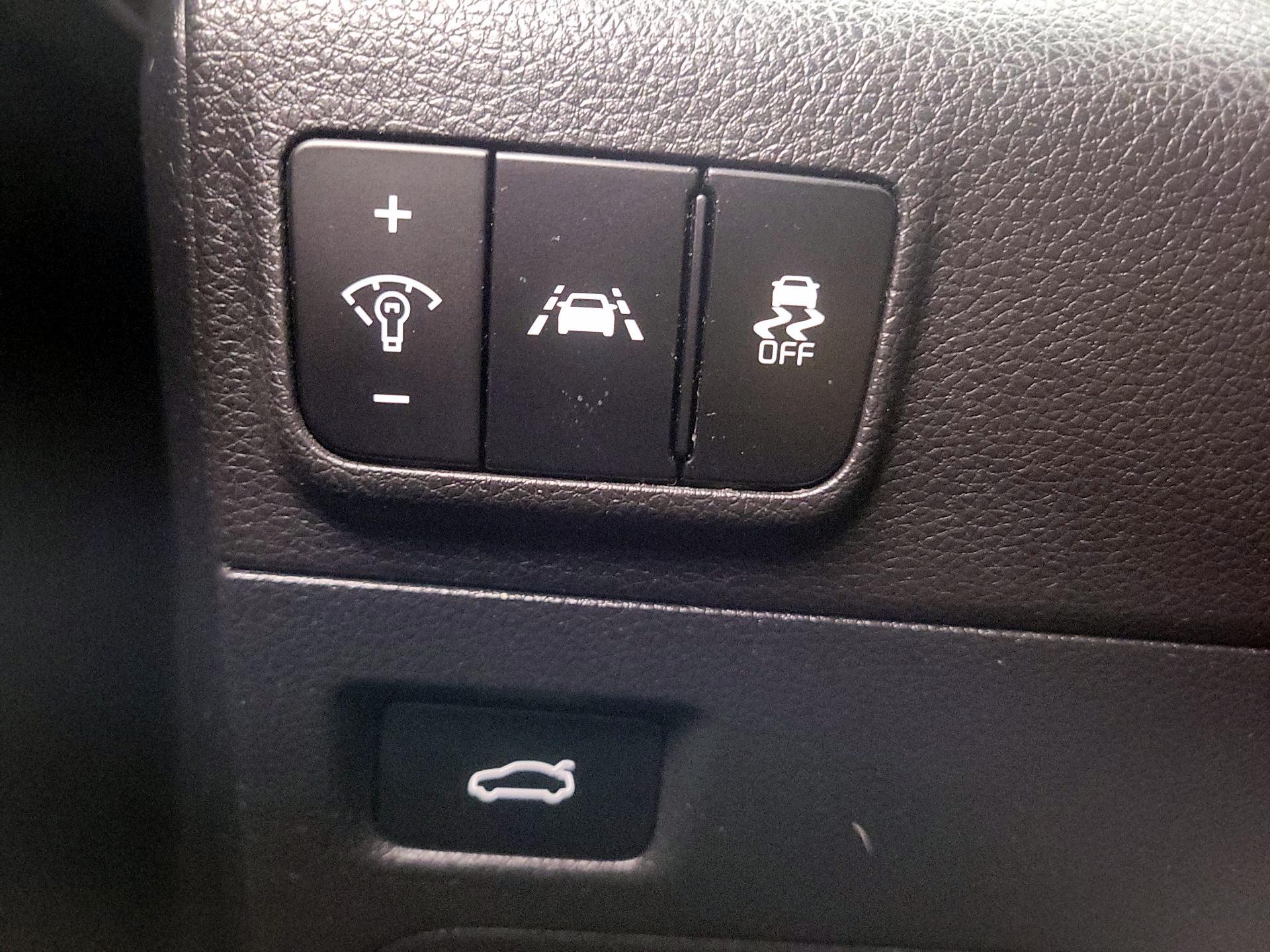 Thumbnail: 2022 Kia K5 - 13