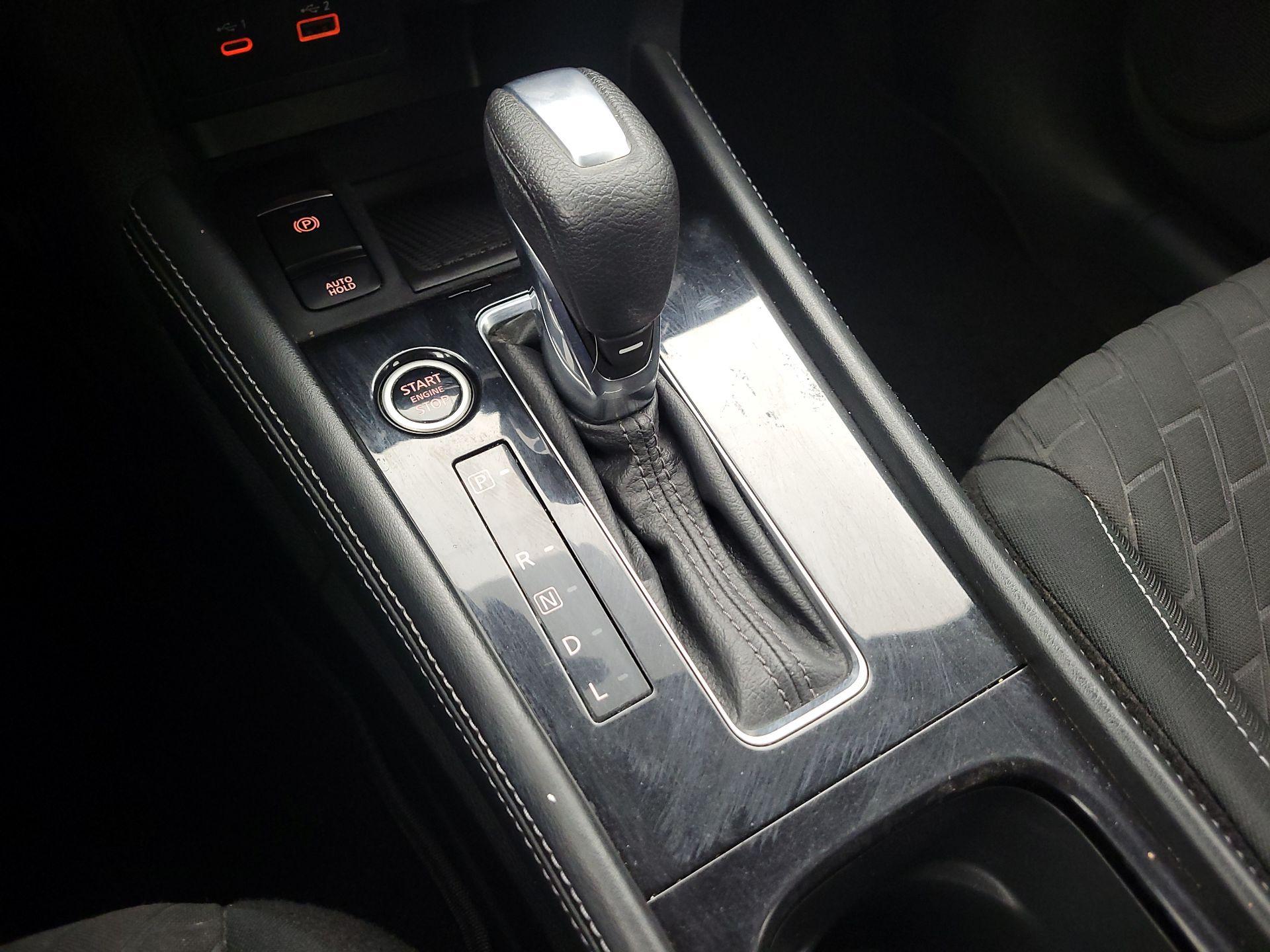 Thumbnail: 2022 Nissan Kicks - 16