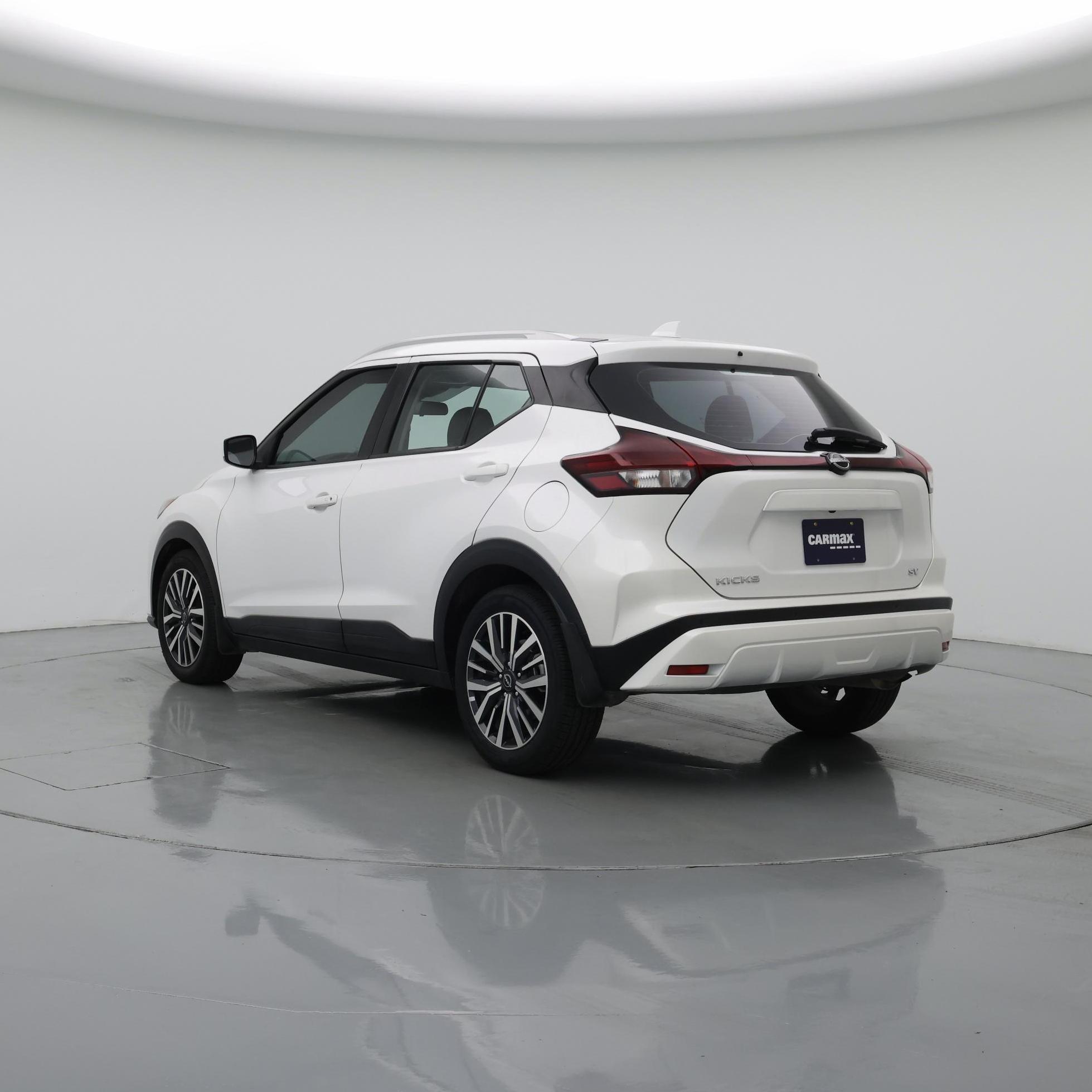 Thumbnail: 2022 Nissan Kicks - 2