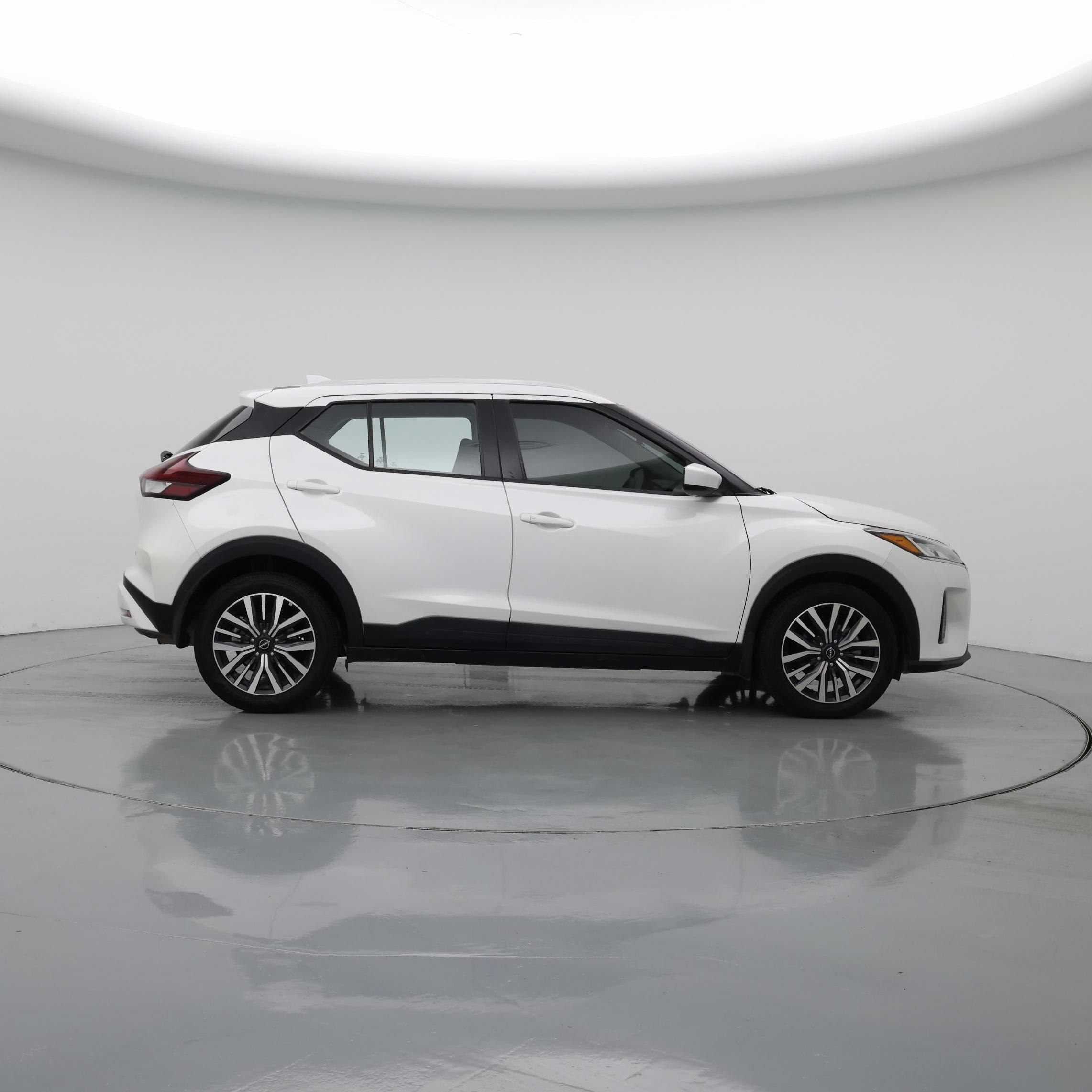 Thumbnail: 2022 Nissan Kicks - 7