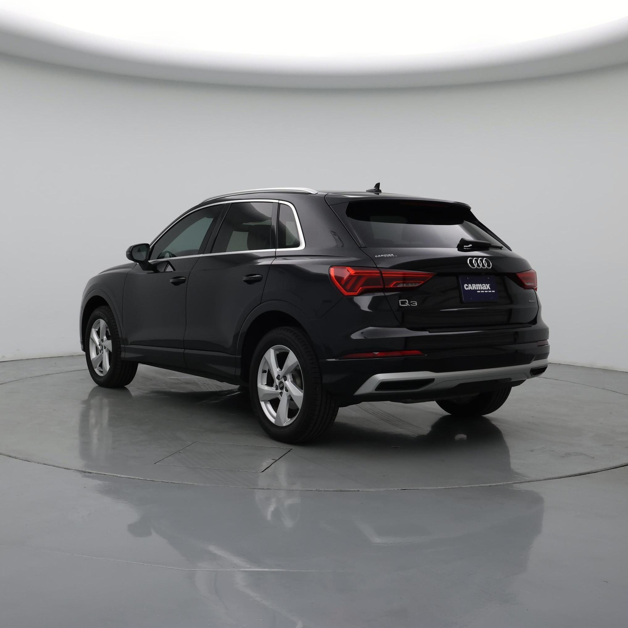 Thumbnail: 2022 Audi Q3 - 2