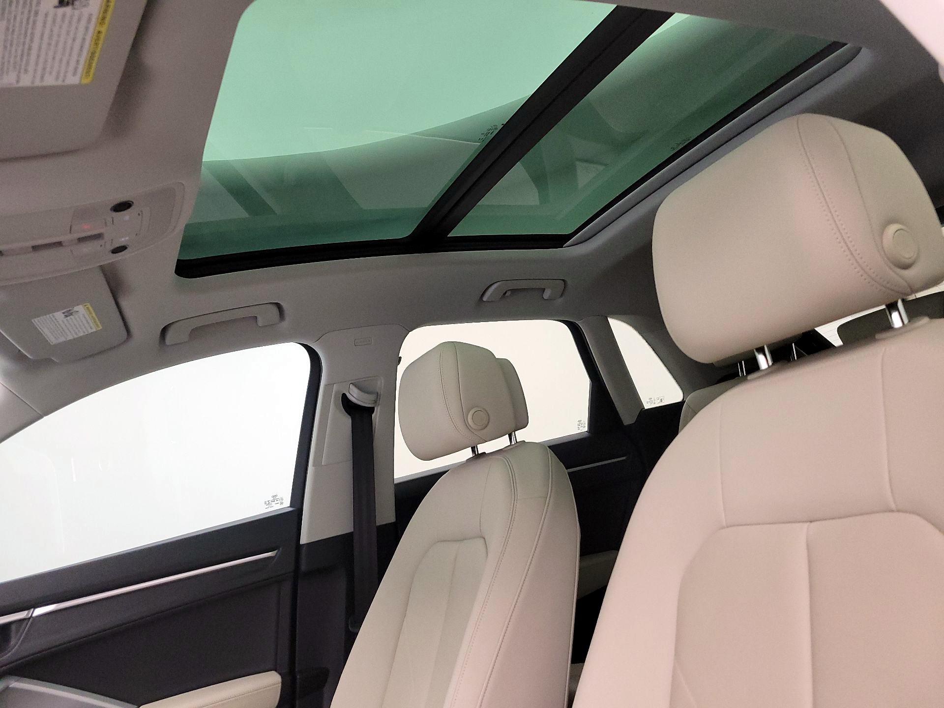 Thumbnail: 2022 Audi Q3 - 19