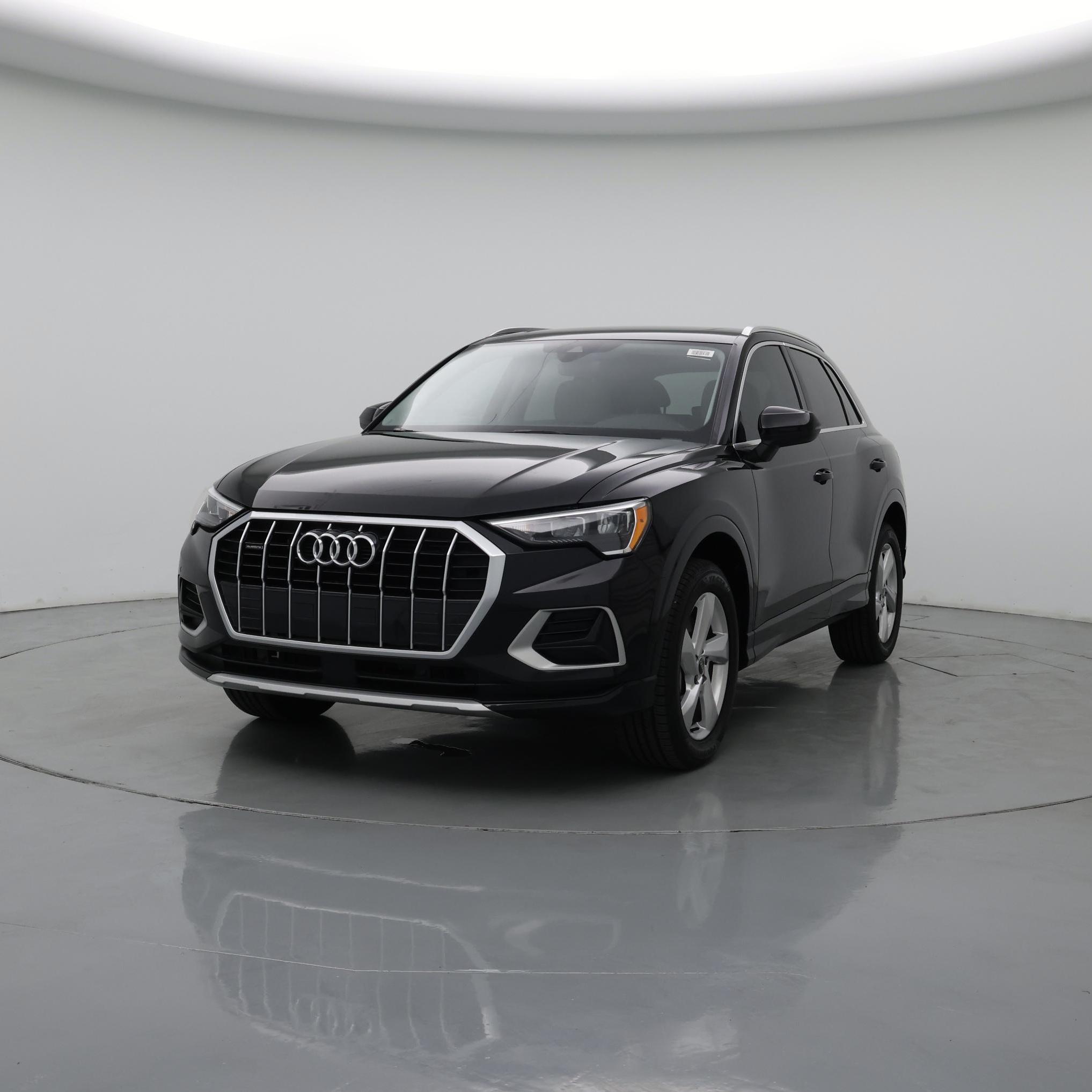Thumbnail: 2022 Audi Q3 - 4