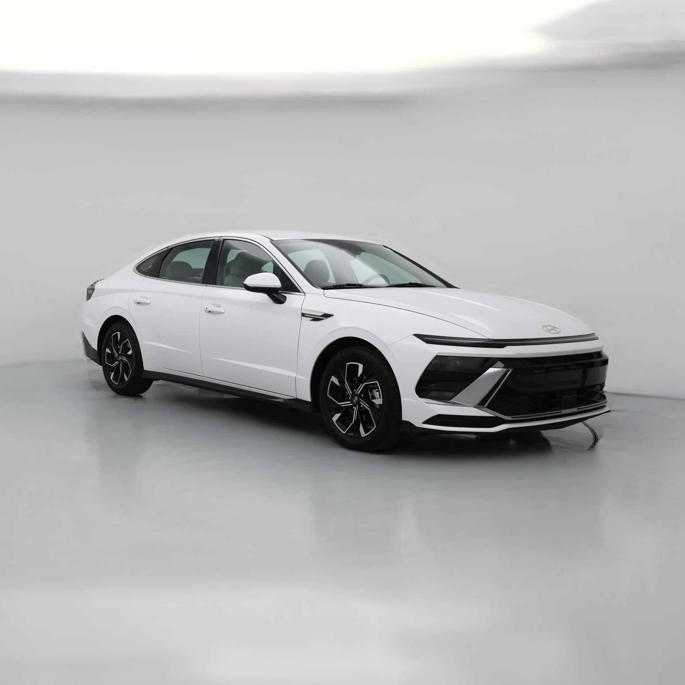 Thumbnail: 2025 Hyundai Sonata - 1