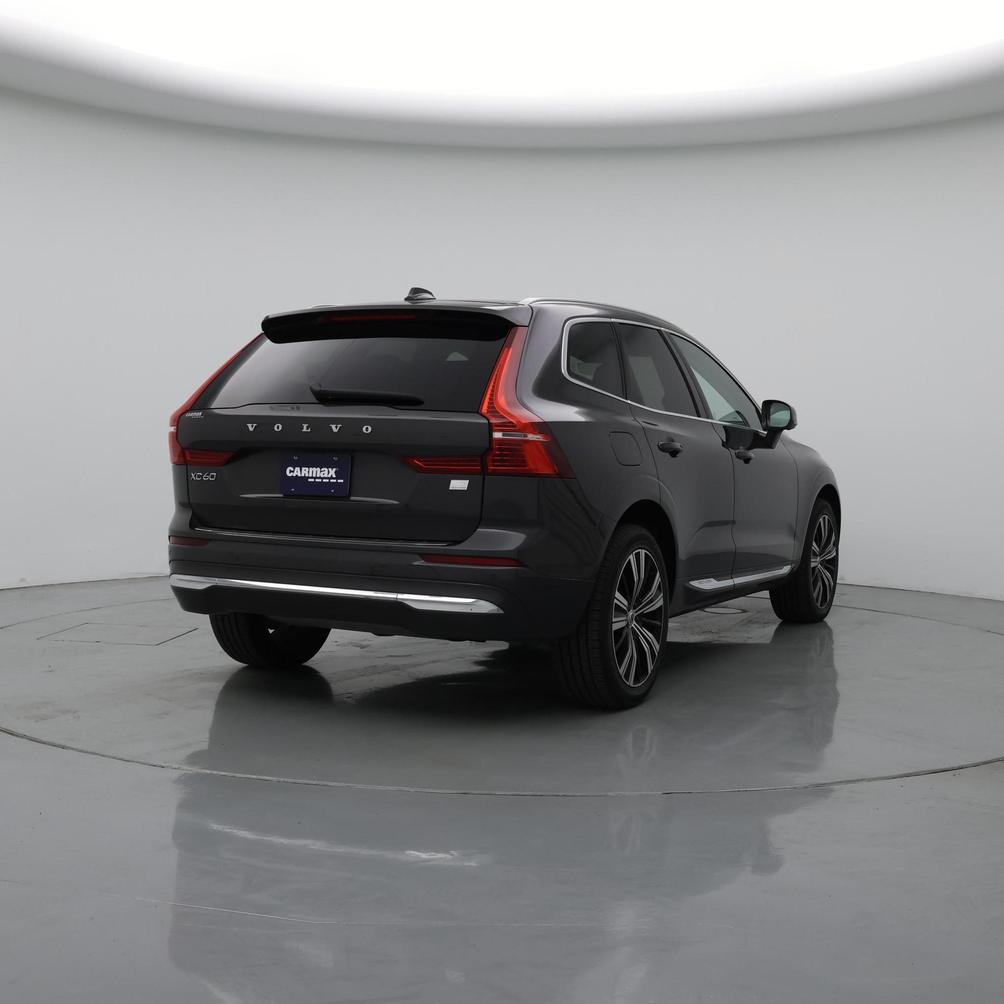 Thumbnail: 2022 Volvo XC60 - 8