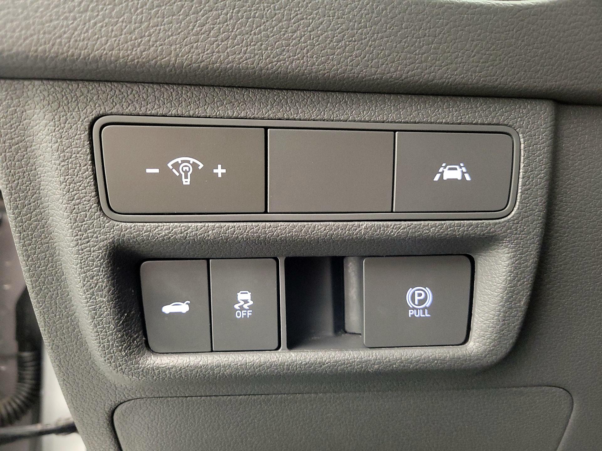 Thumbnail: 2020 Hyundai Sonata - 13