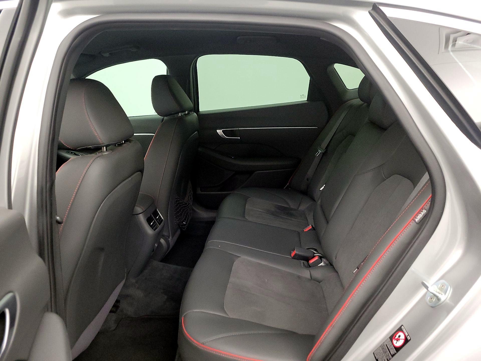 Thumbnail: 2020 Hyundai Sonata - 19