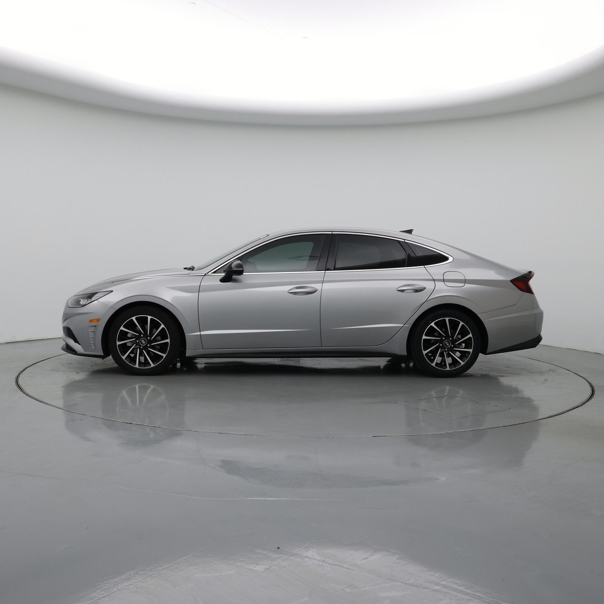 Thumbnail: 2020 Hyundai Sonata - 3