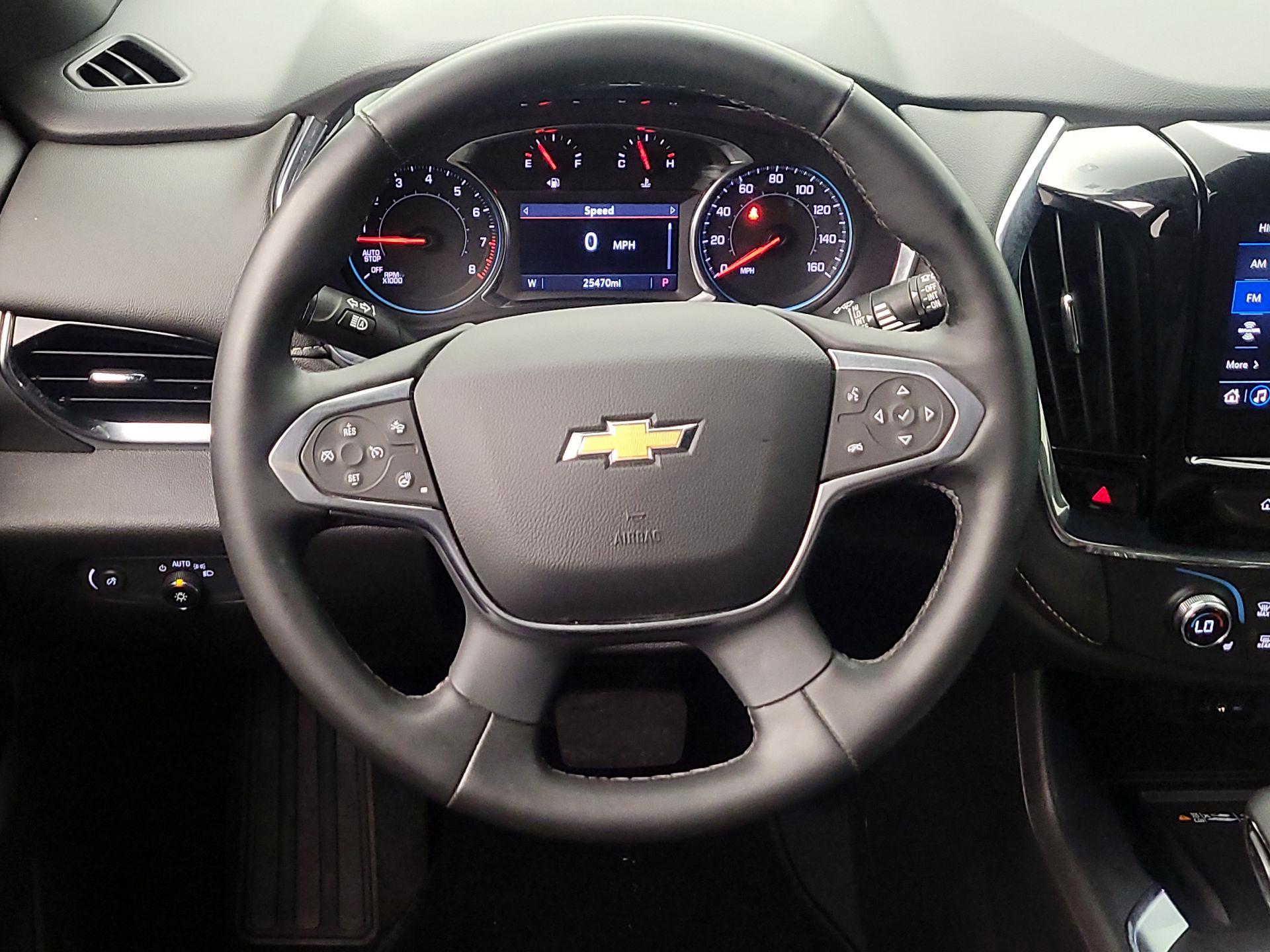 Thumbnail: 2023 Chevrolet Traverse - 10