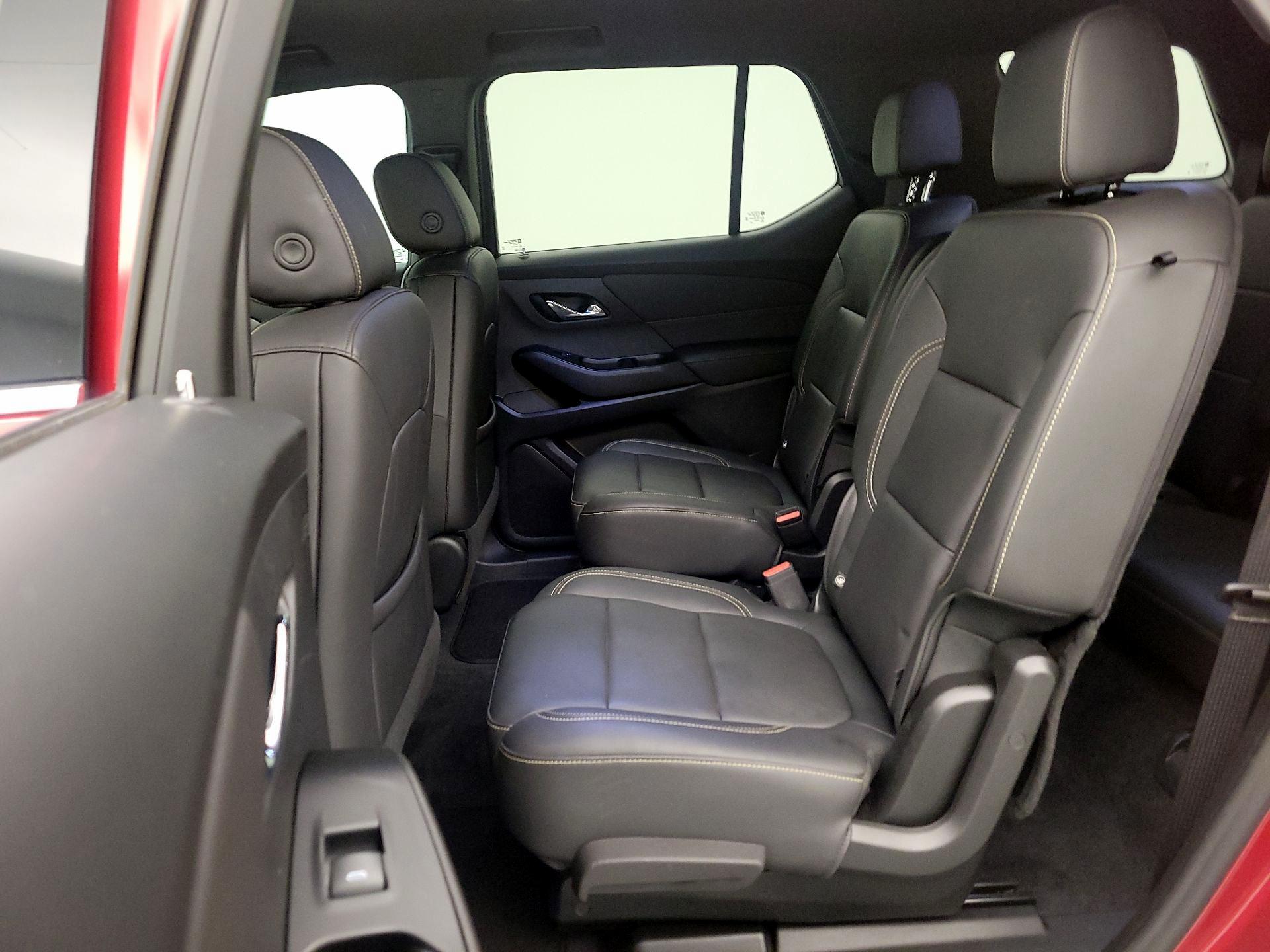 Thumbnail: 2023 Chevrolet Traverse - 19