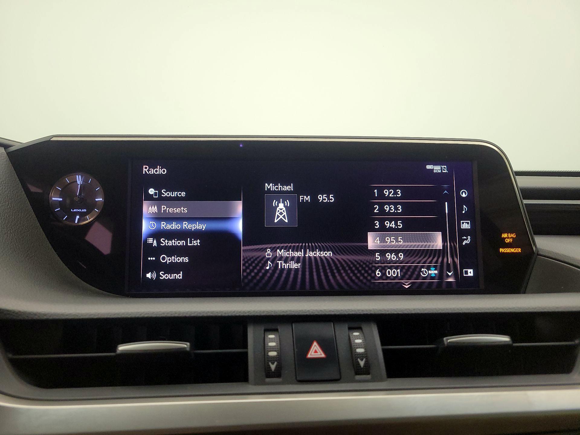 Thumbnail: 2020 Lexus ES - 16