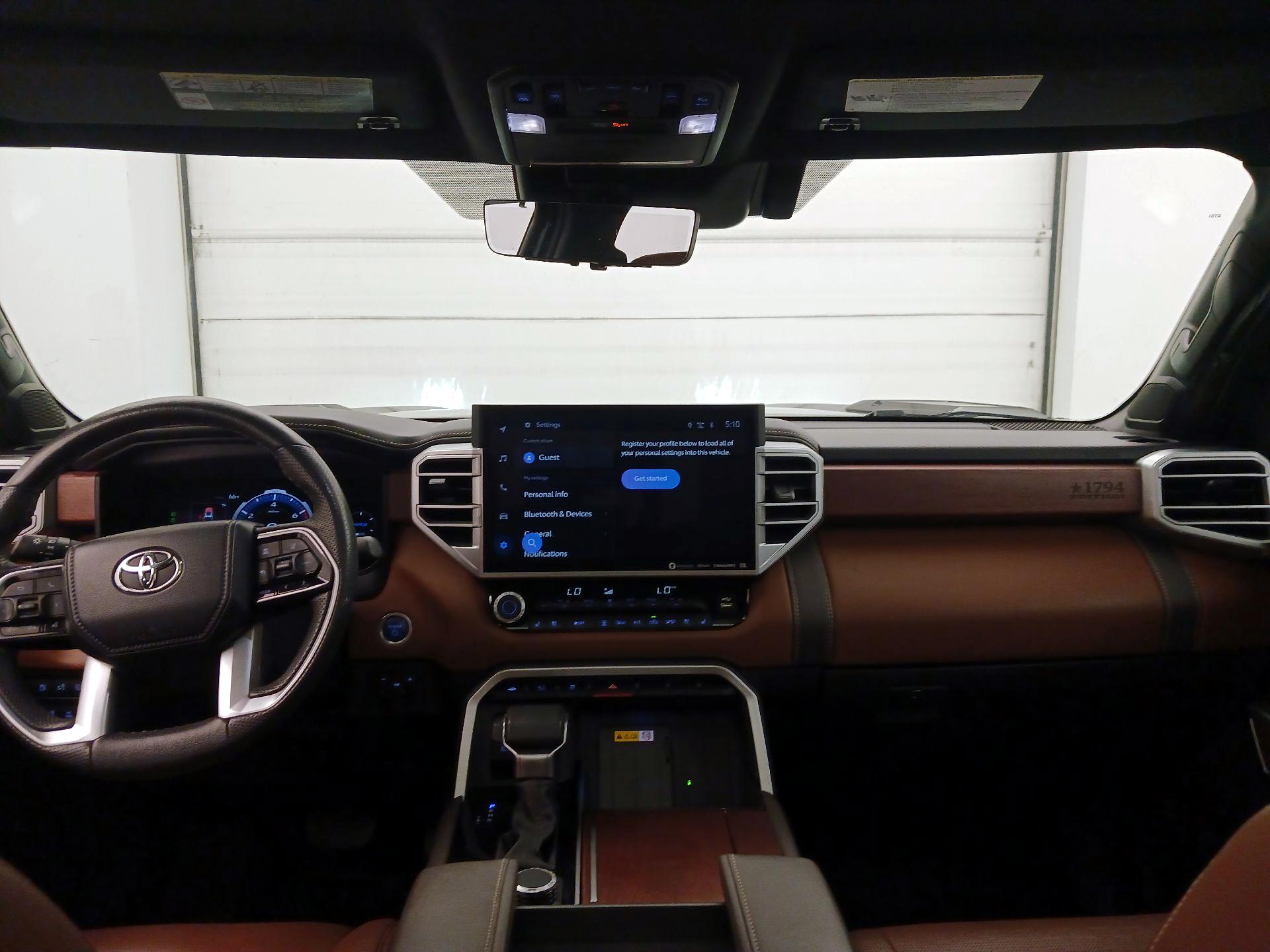 Thumbnail: 2024 Toyota Tundra - 9