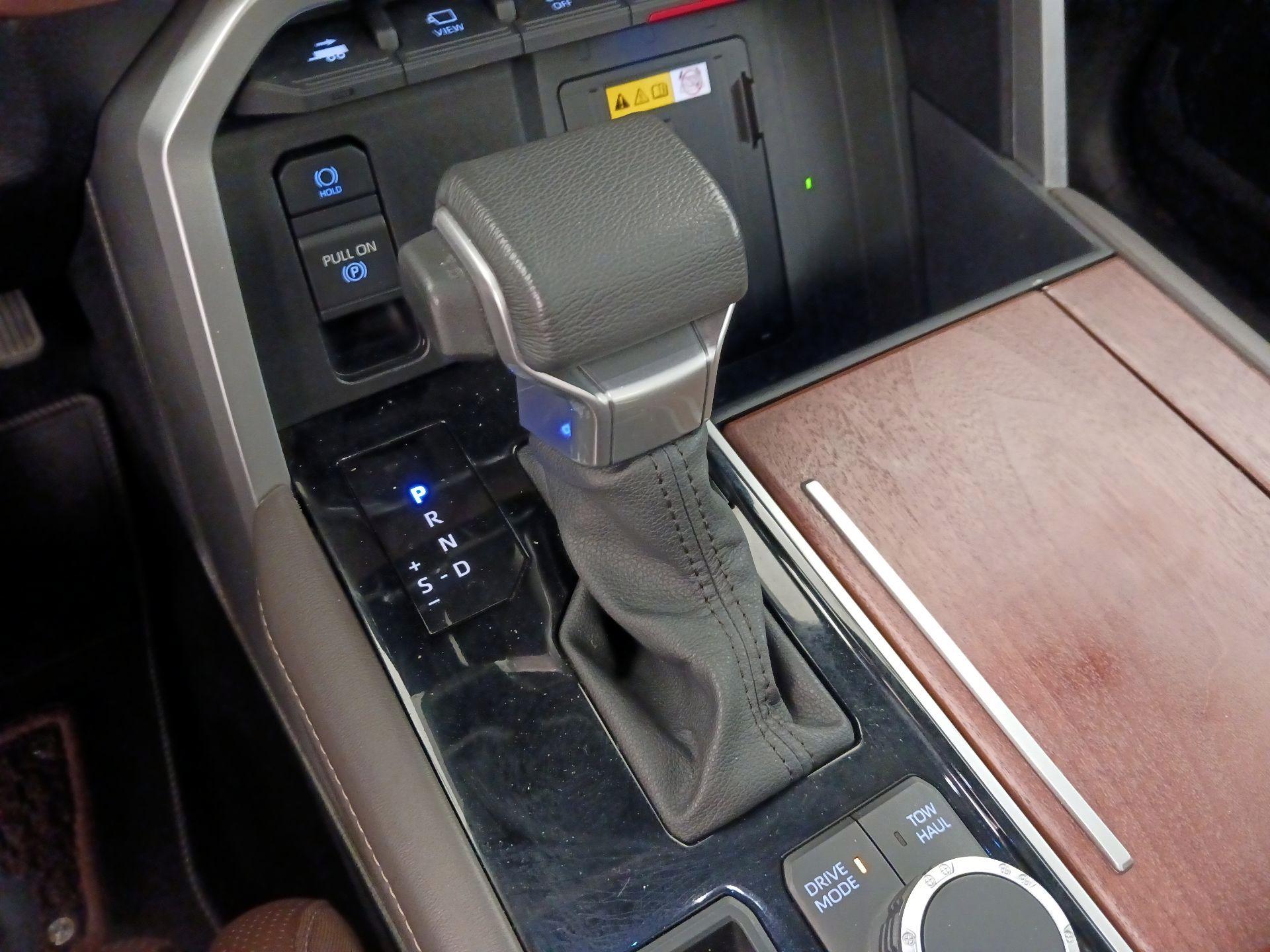 Thumbnail: 2024 Toyota Tundra - 17