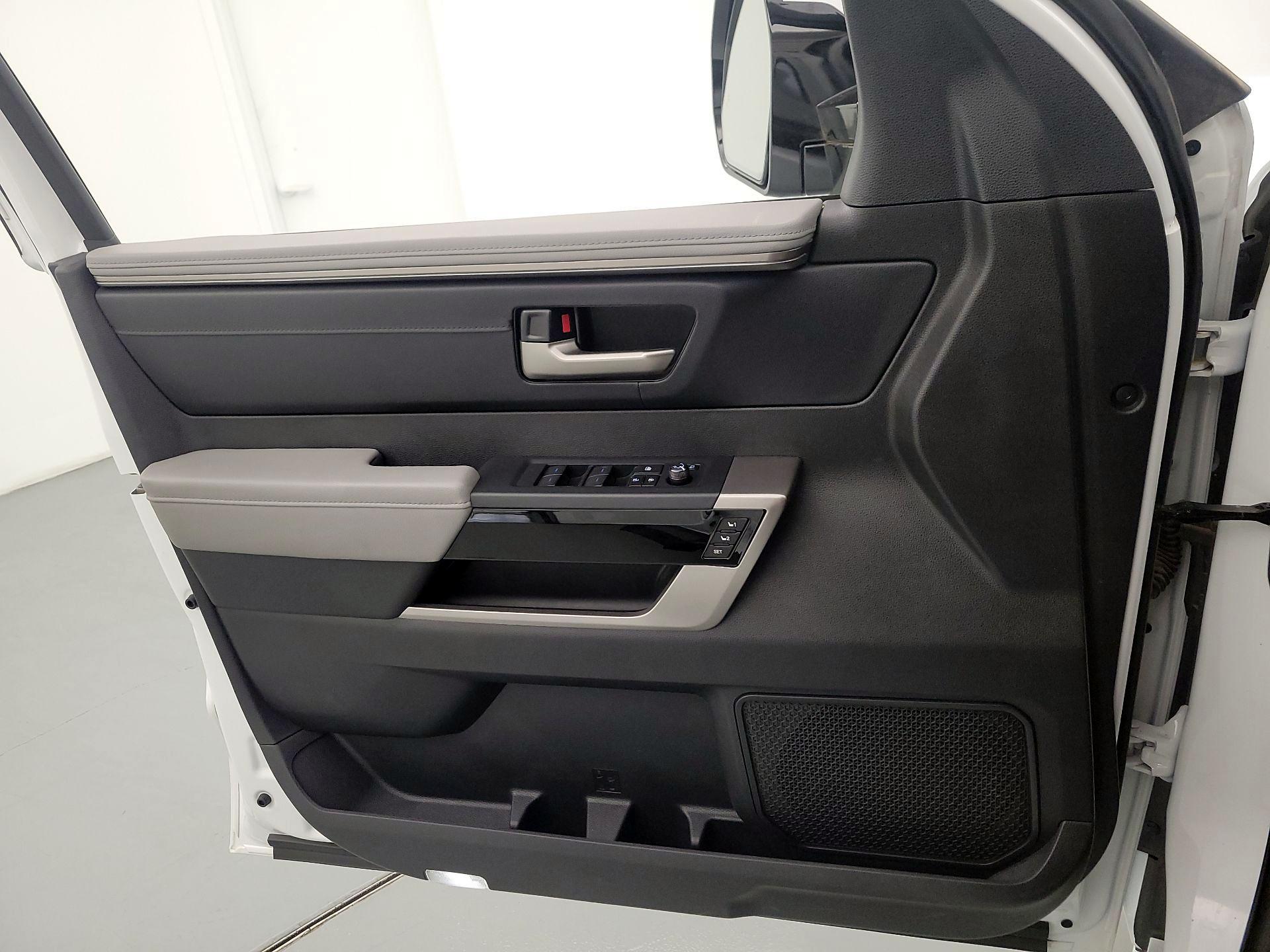 Thumbnail: 2023 Toyota Tundra - 12