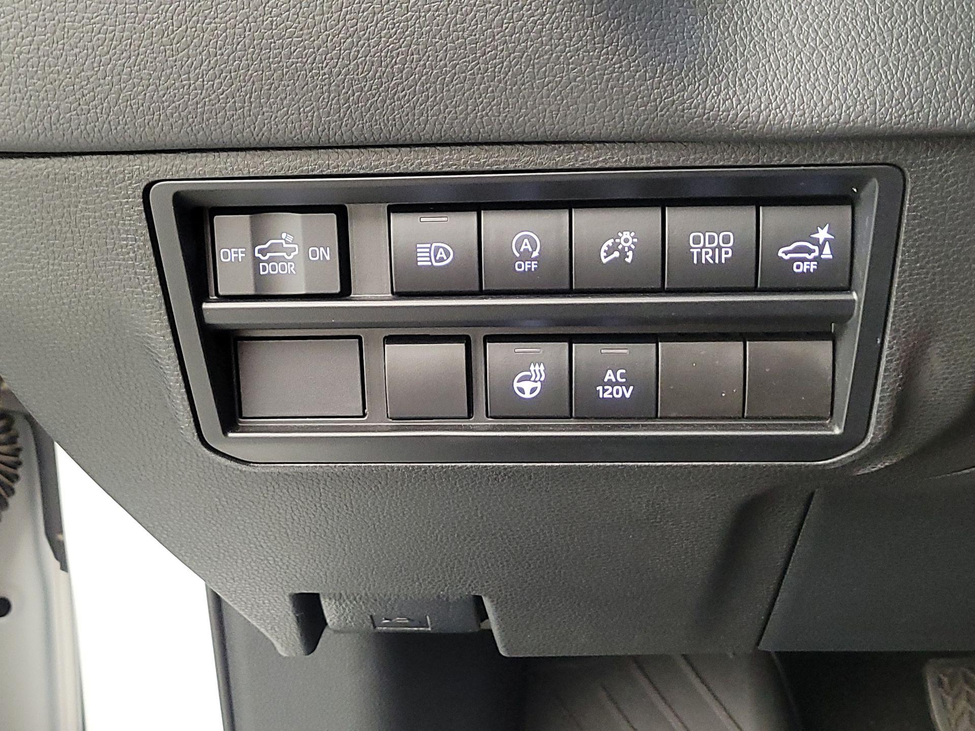 Thumbnail: 2023 Toyota Tundra - 13