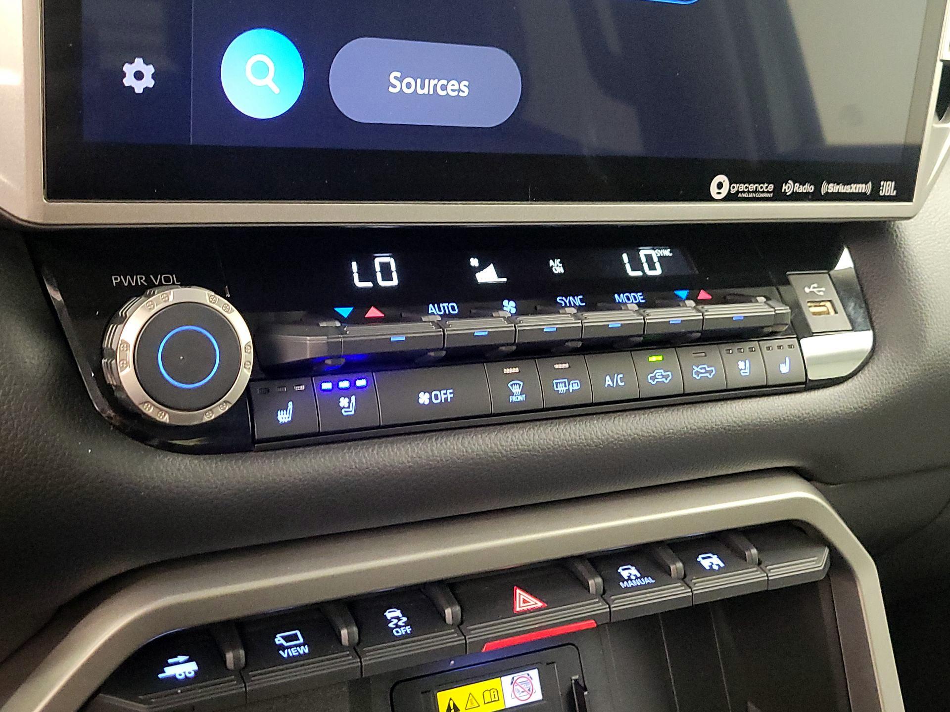 Thumbnail: 2023 Toyota Tundra - 16