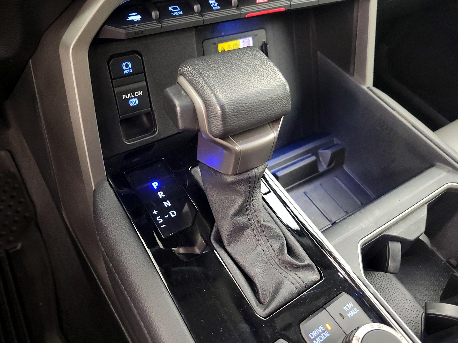 Thumbnail: 2023 Toyota Tundra - 17