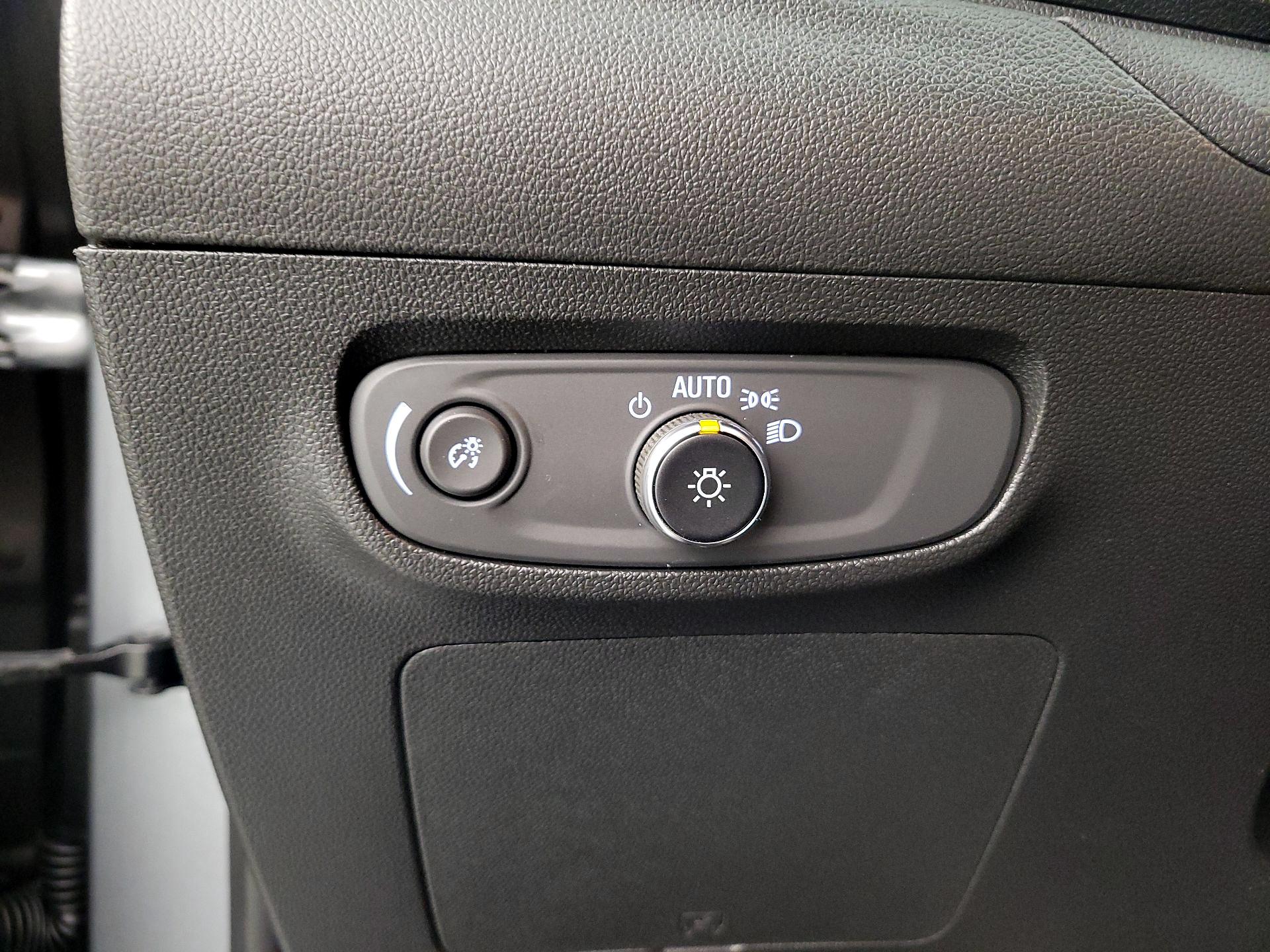 Thumbnail: 2025 Buick Encore GX - 13