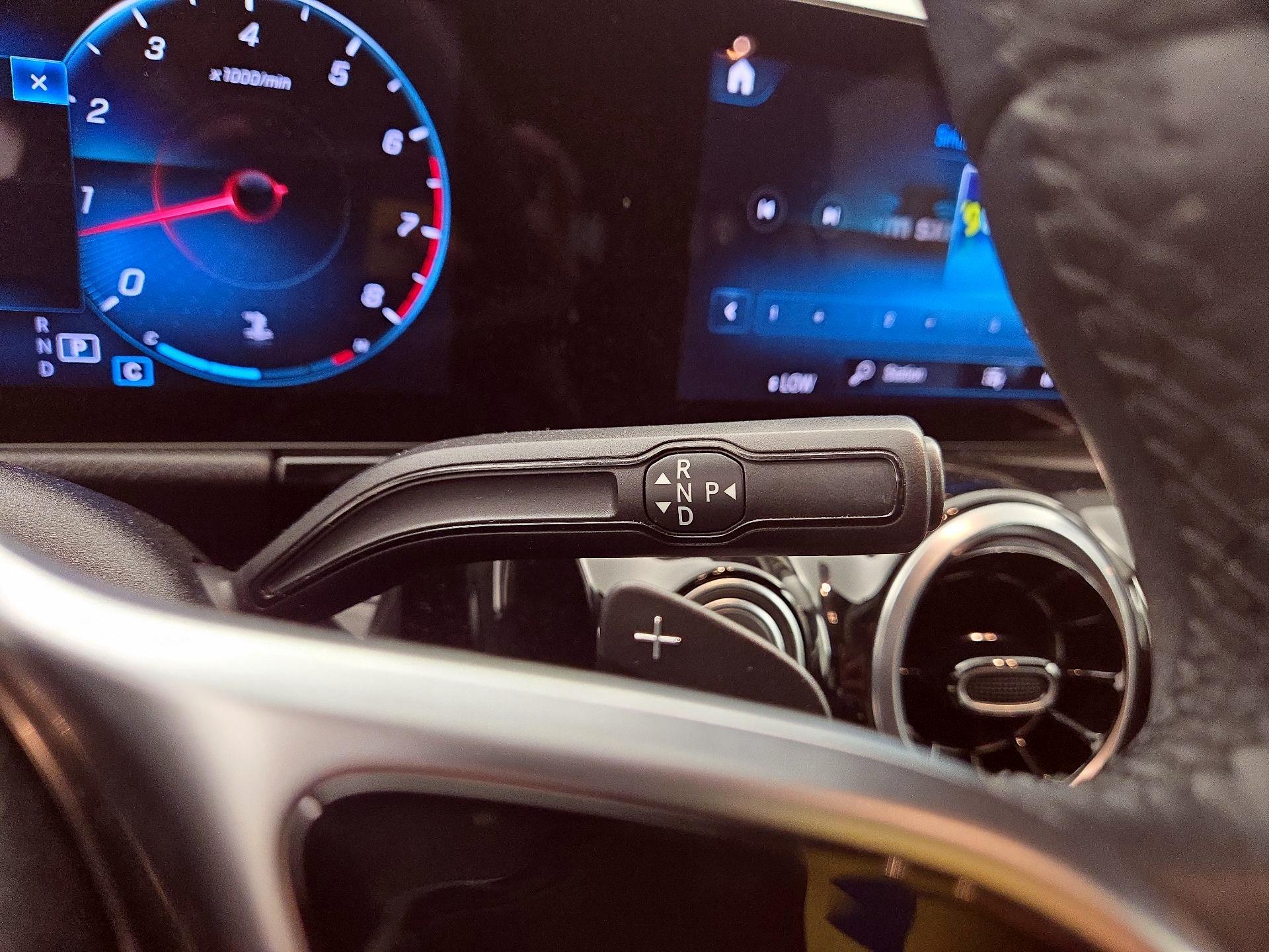 Thumbnail: 2022 Mercedes-Benz GLA - 17