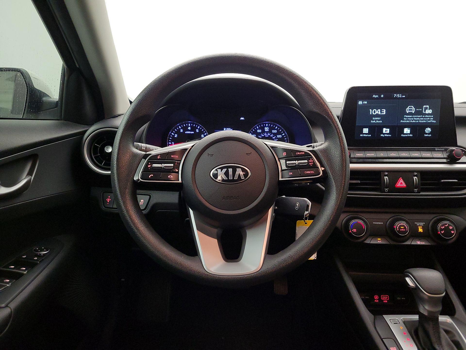 Thumbnail: 2021 Kia Forte - 10