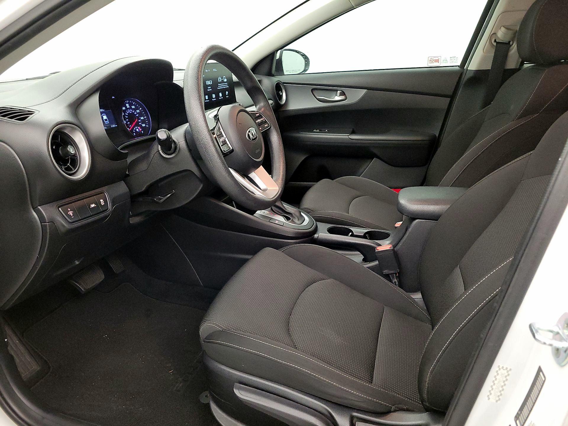 Thumbnail: 2021 Kia Forte - 11