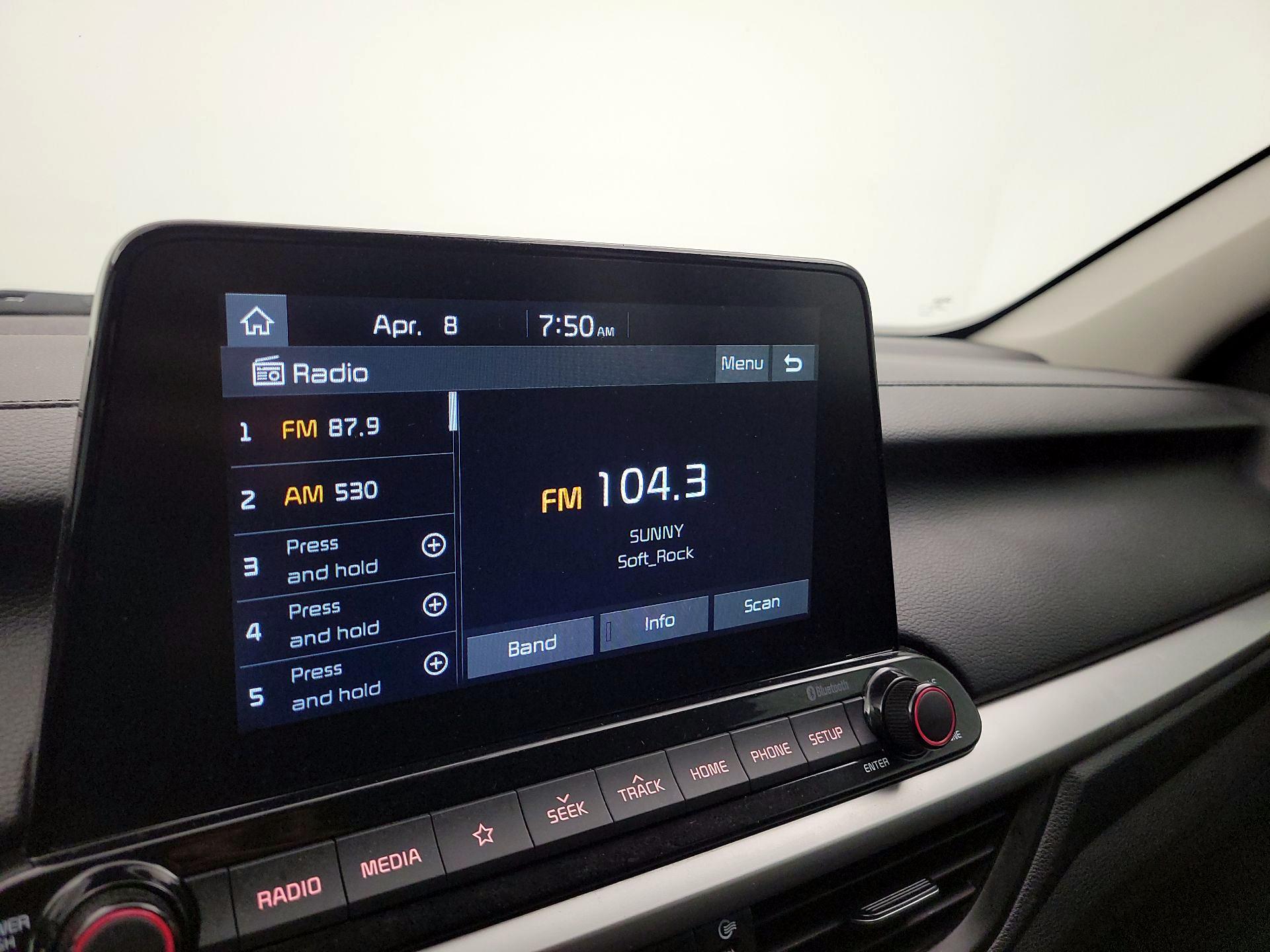 Thumbnail: 2021 Kia Forte - 15