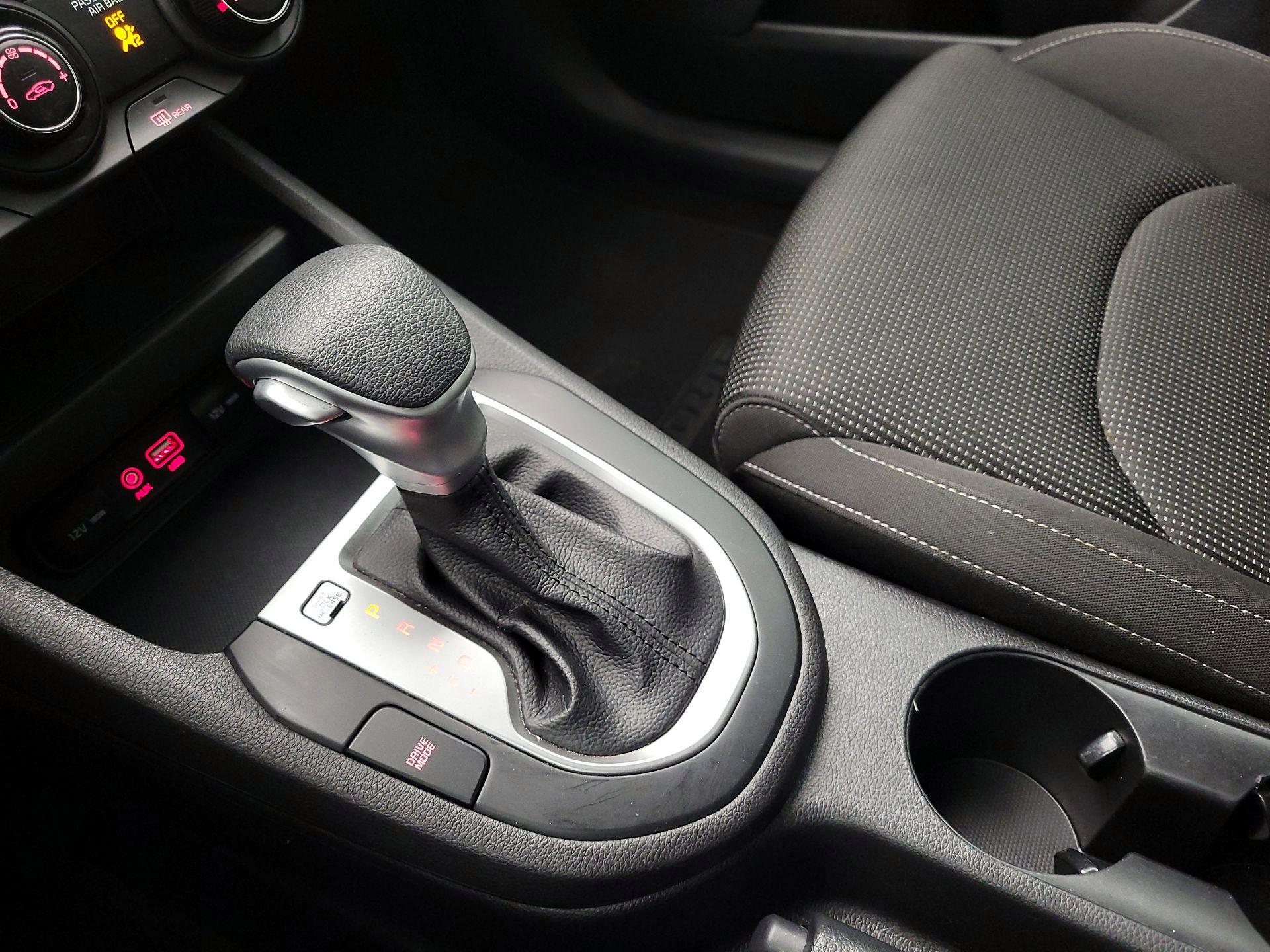 Thumbnail: 2021 Kia Forte - 17