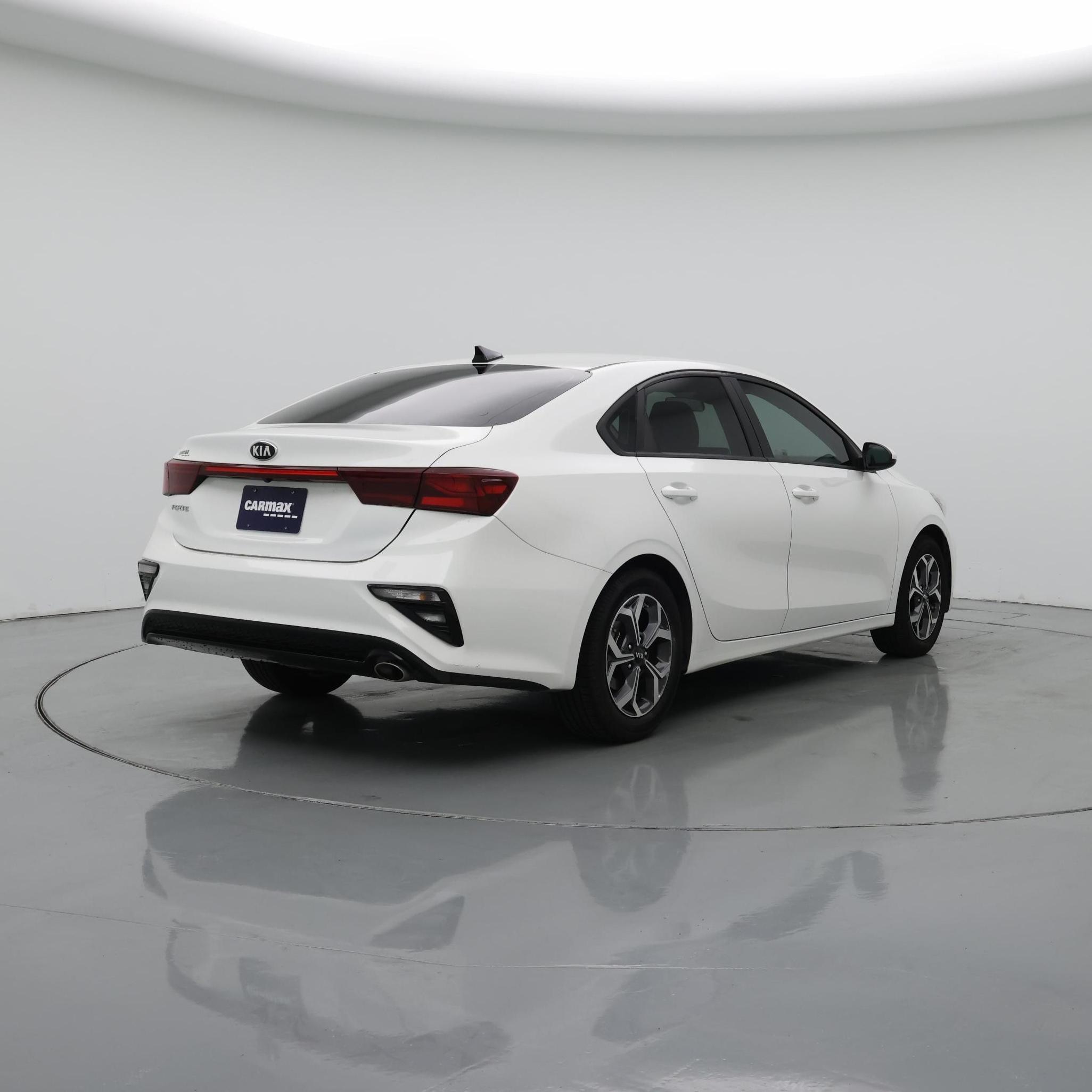 Thumbnail: 2021 Kia Forte - 8
