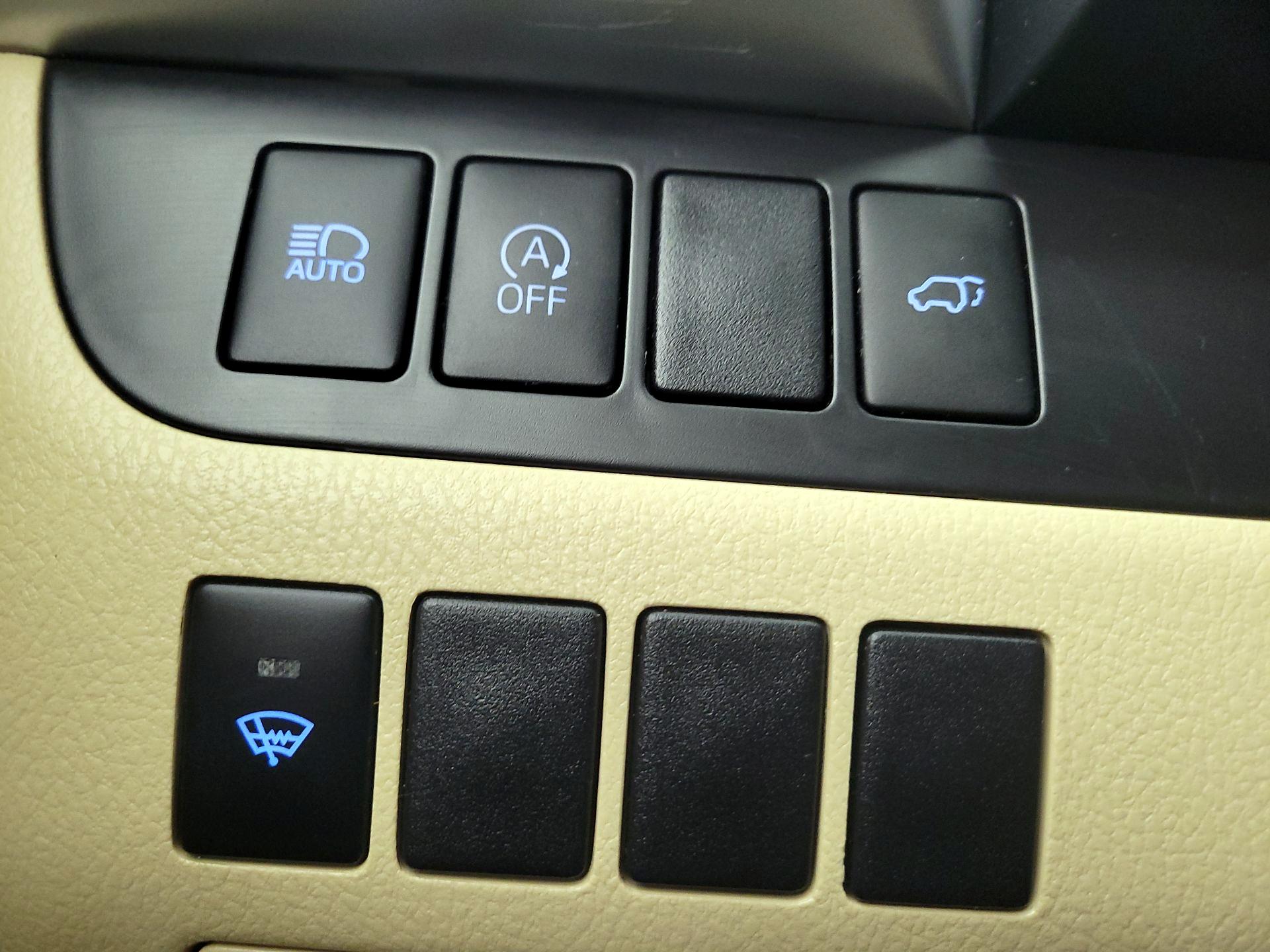 Thumbnail: 2019 Toyota Highlander - 13