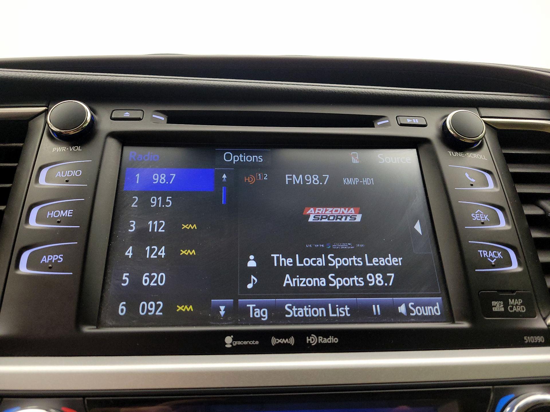 Thumbnail: 2019 Toyota Highlander - 15