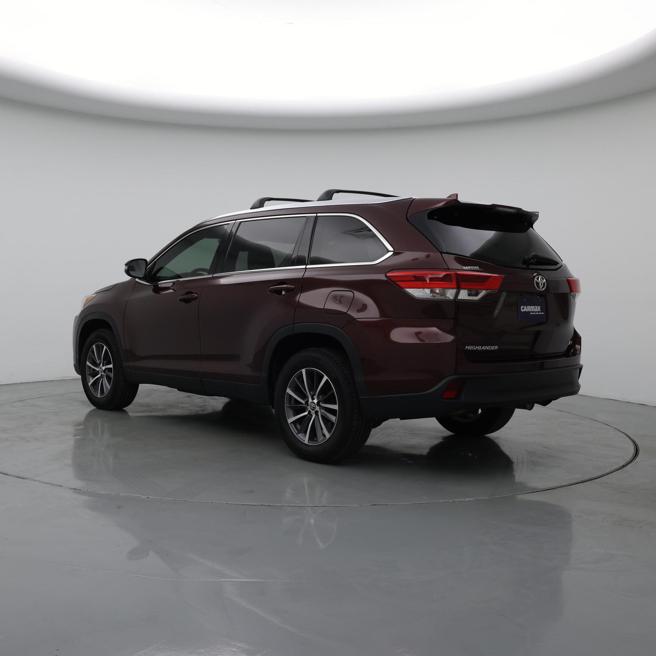 Thumbnail: 2019 Toyota Highlander - 2