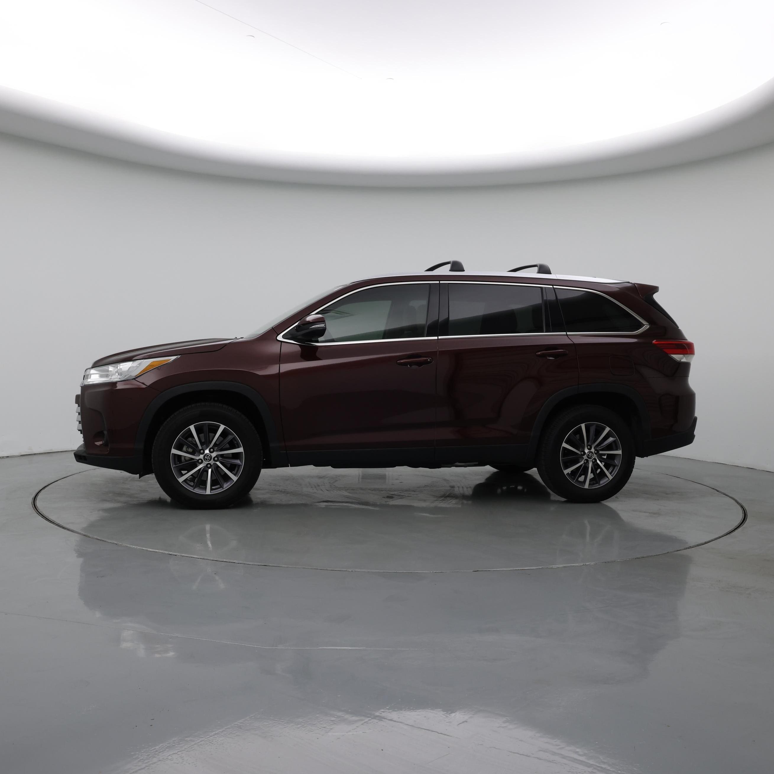 Thumbnail: 2019 Toyota Highlander - 3