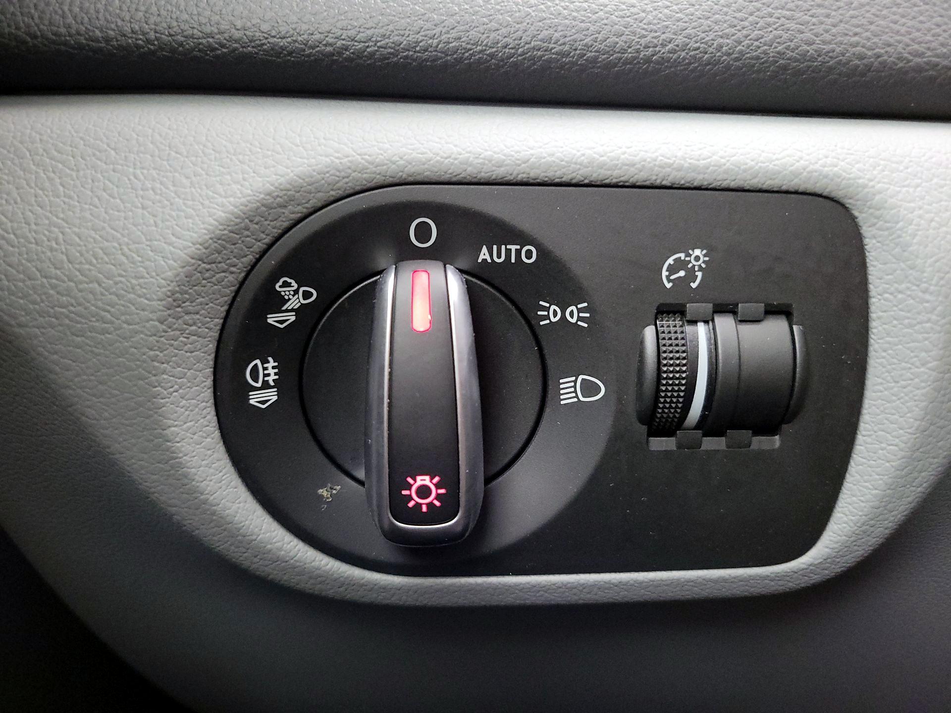 Thumbnail: 2018 Audi Q3 - 13