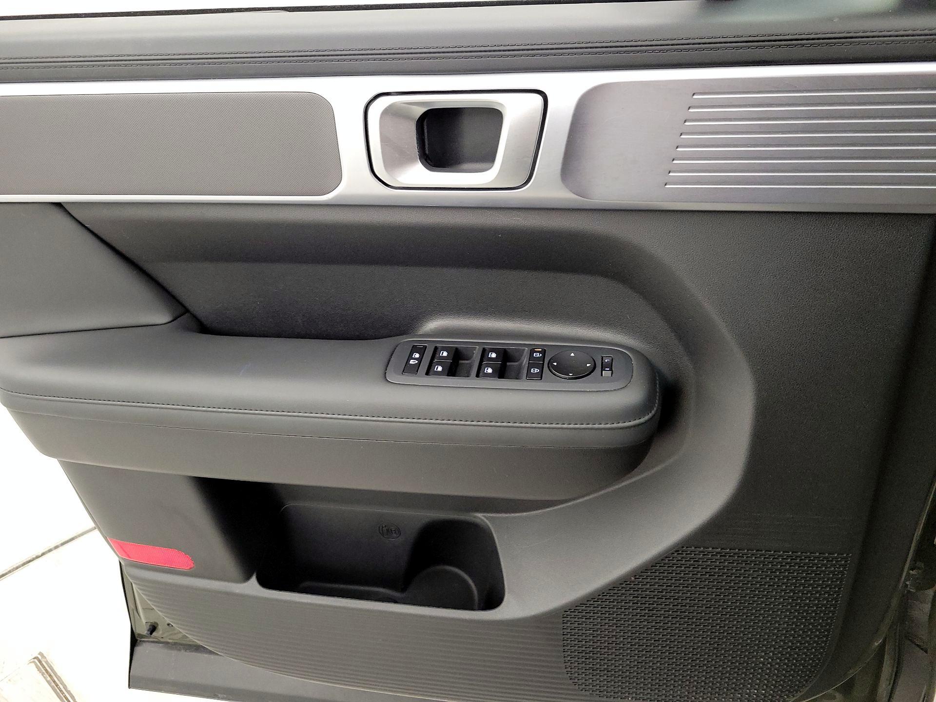 Thumbnail: 2025 Hyundai Santa Fe - 12