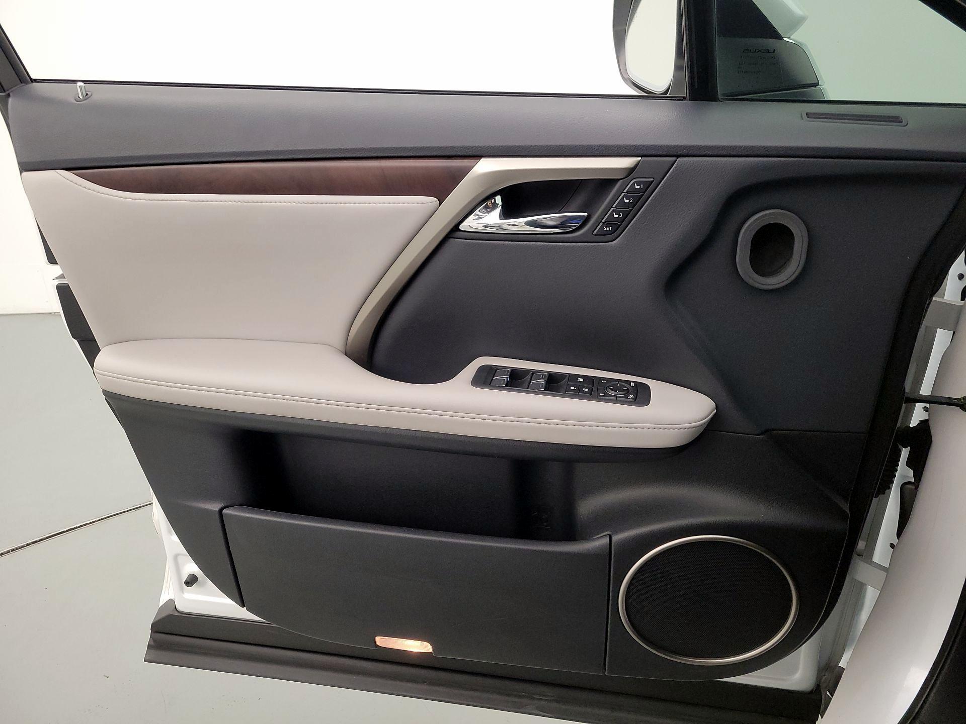 Thumbnail: 2020 Lexus RX - 12