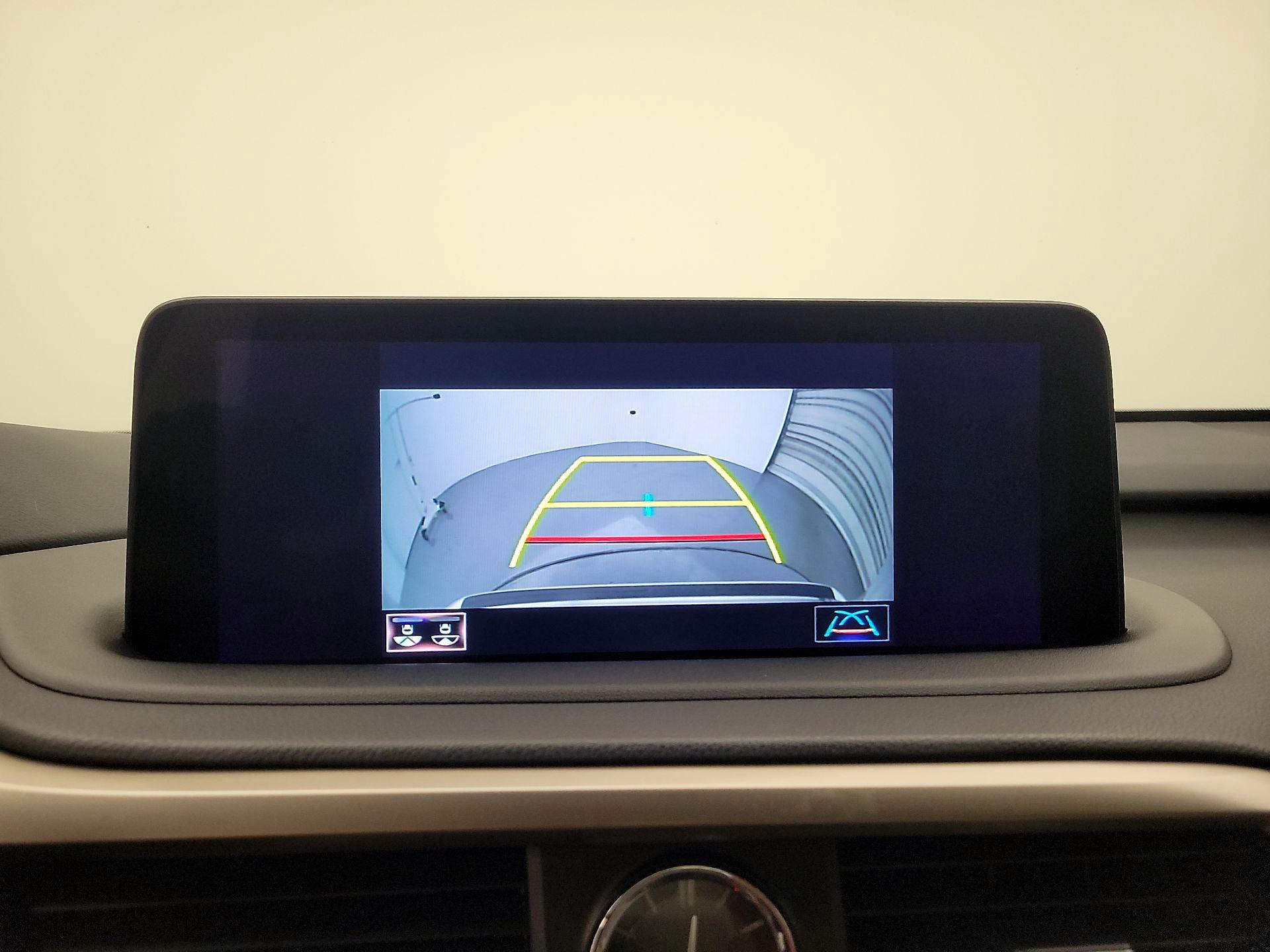 Thumbnail: 2020 Lexus RX - 15