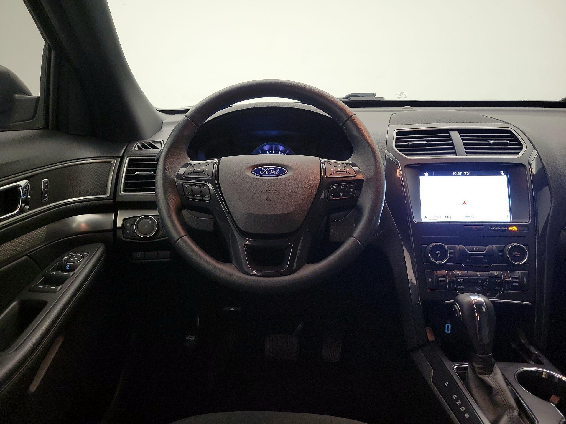 Thumbnail: 2019 Ford Explorer - 10