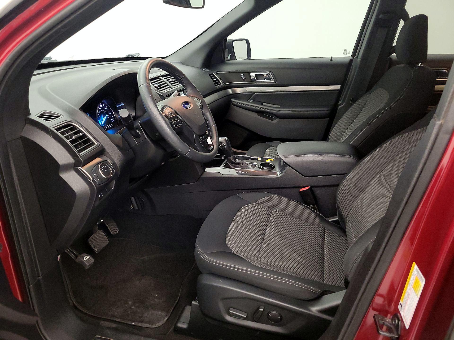 Thumbnail: 2019 Ford Explorer - 11