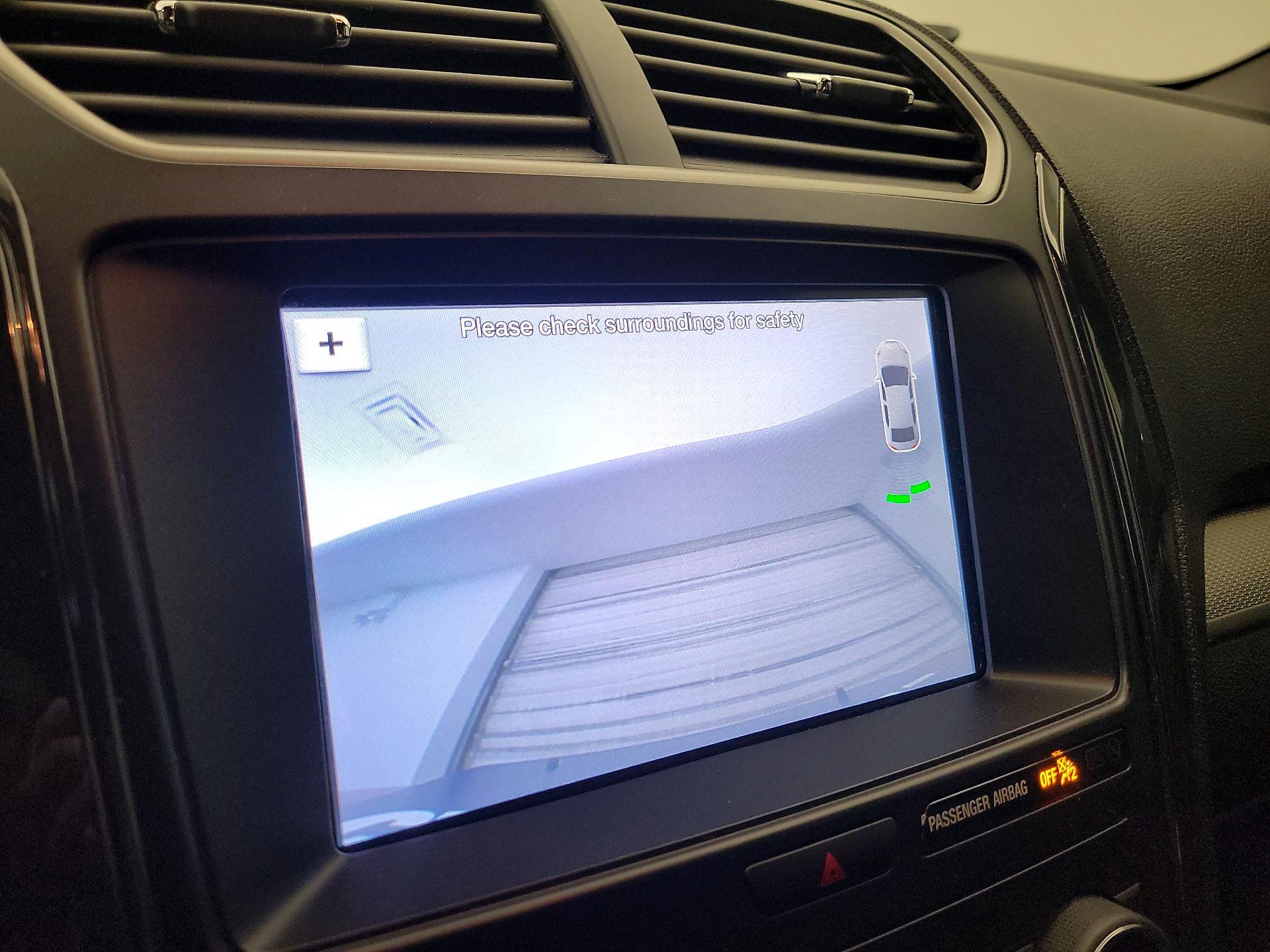 Thumbnail: 2019 Ford Explorer - 15