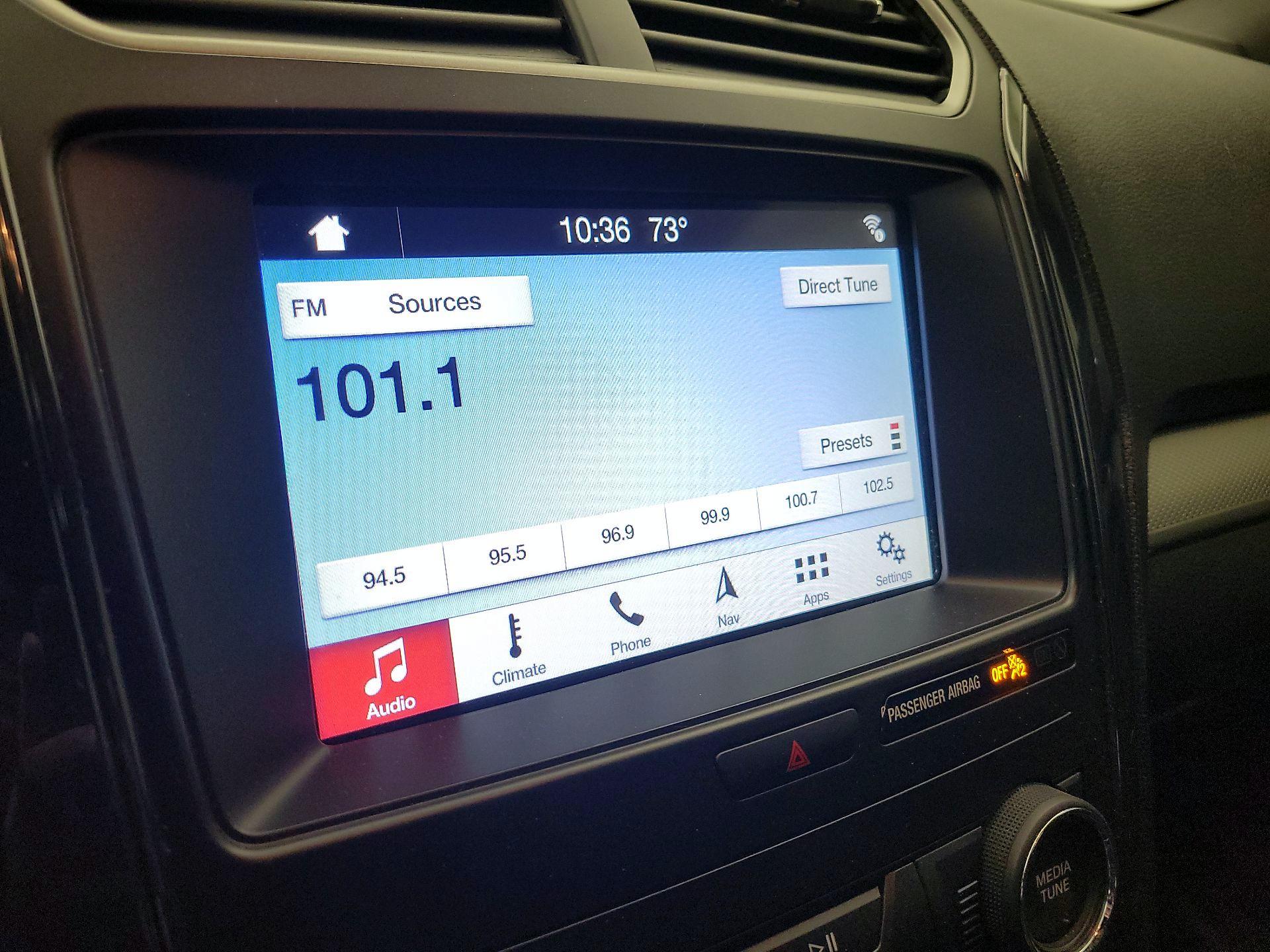 Thumbnail: 2019 Ford Explorer - 16