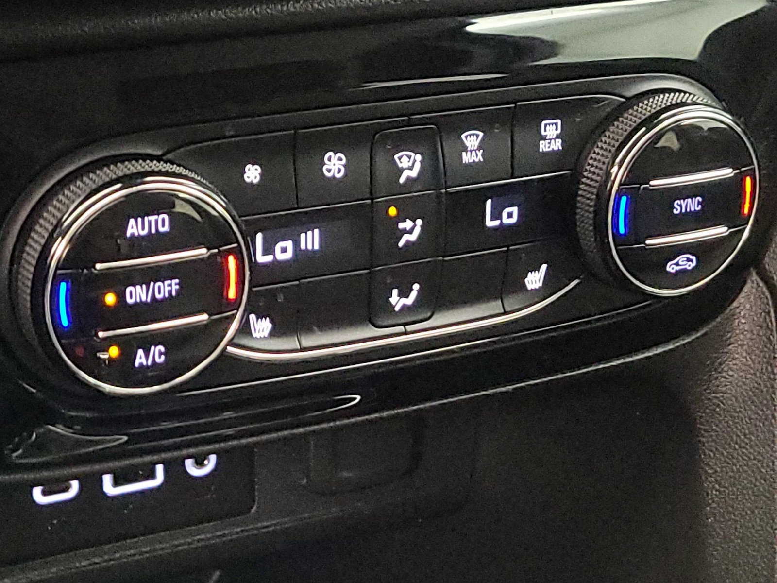2023 Buick Encore GX Select - Photo 17