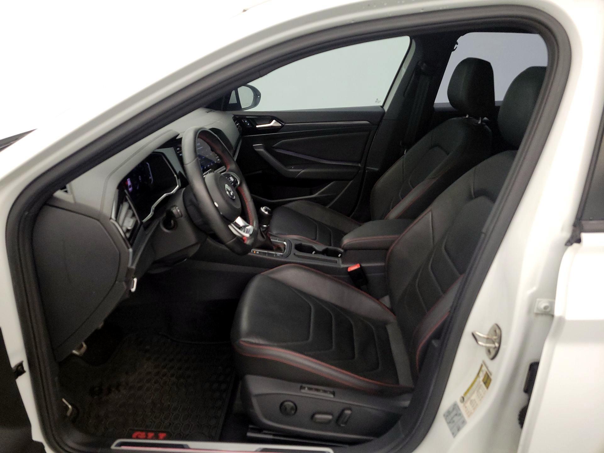 Thumbnail: 2021 Volkswagen Jetta - 11