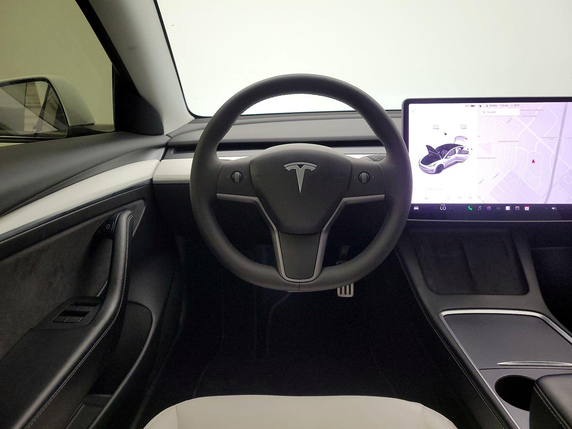 Thumbnail: 2021 Tesla Model 3 - 10