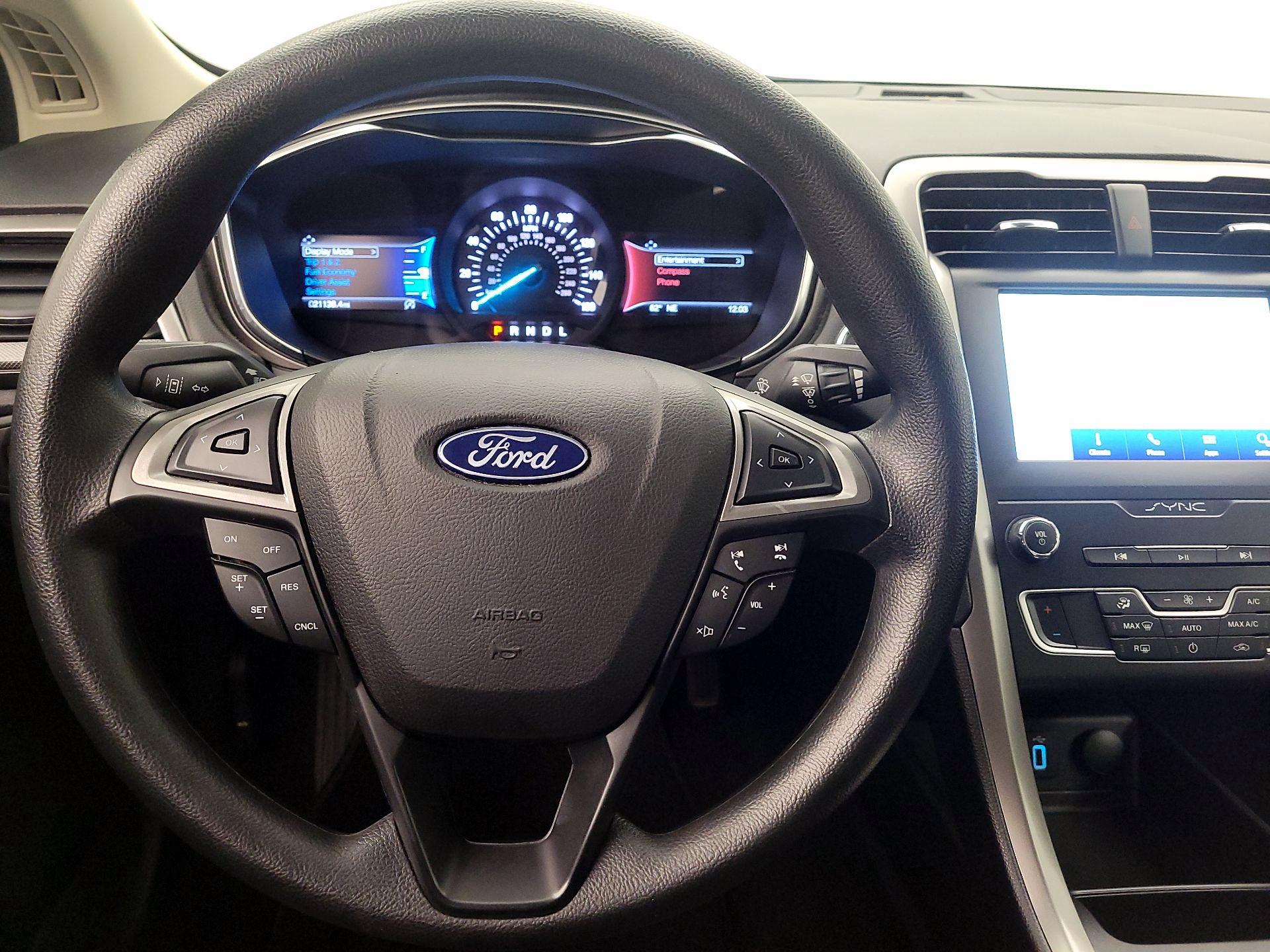 Thumbnail: 2020 Ford Fusion - 10